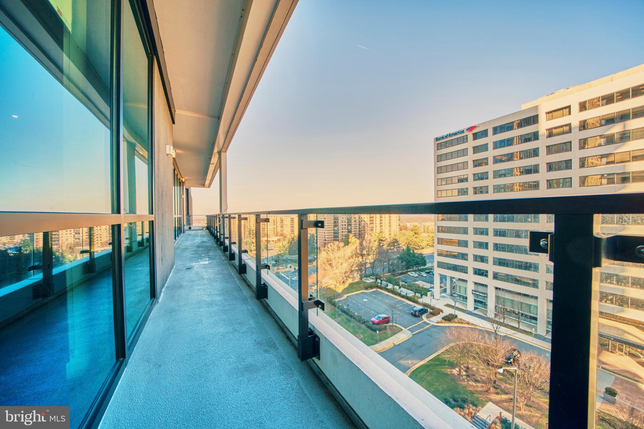 THE BORO TYSONS - Residential