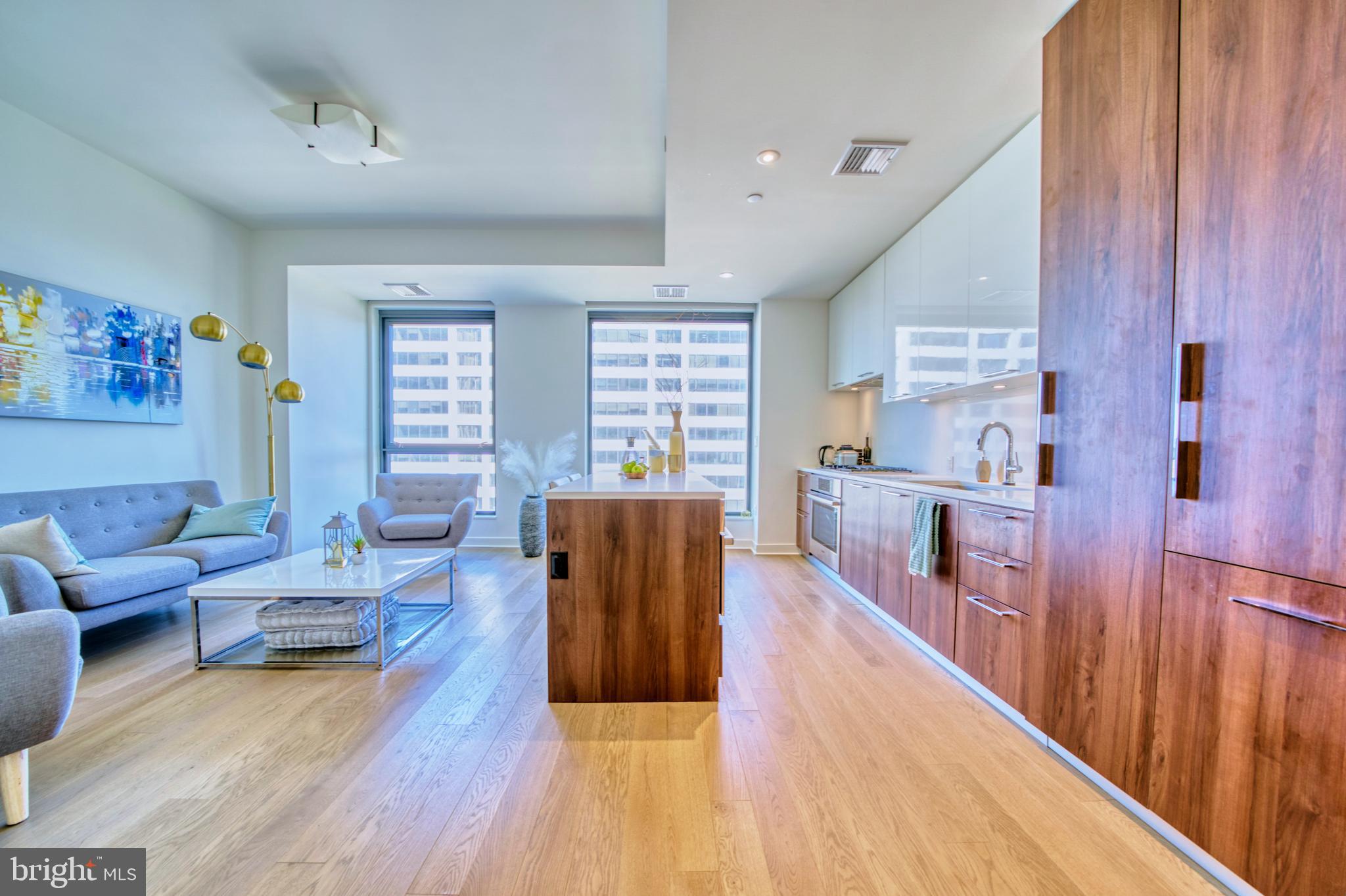 THE BORO TYSONS - Residential