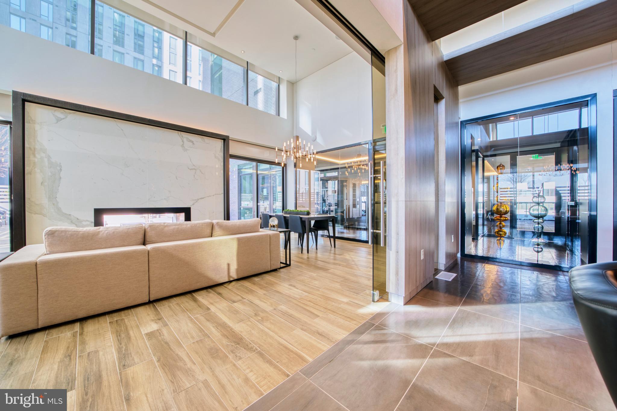 THE BORO TYSONS - Residential