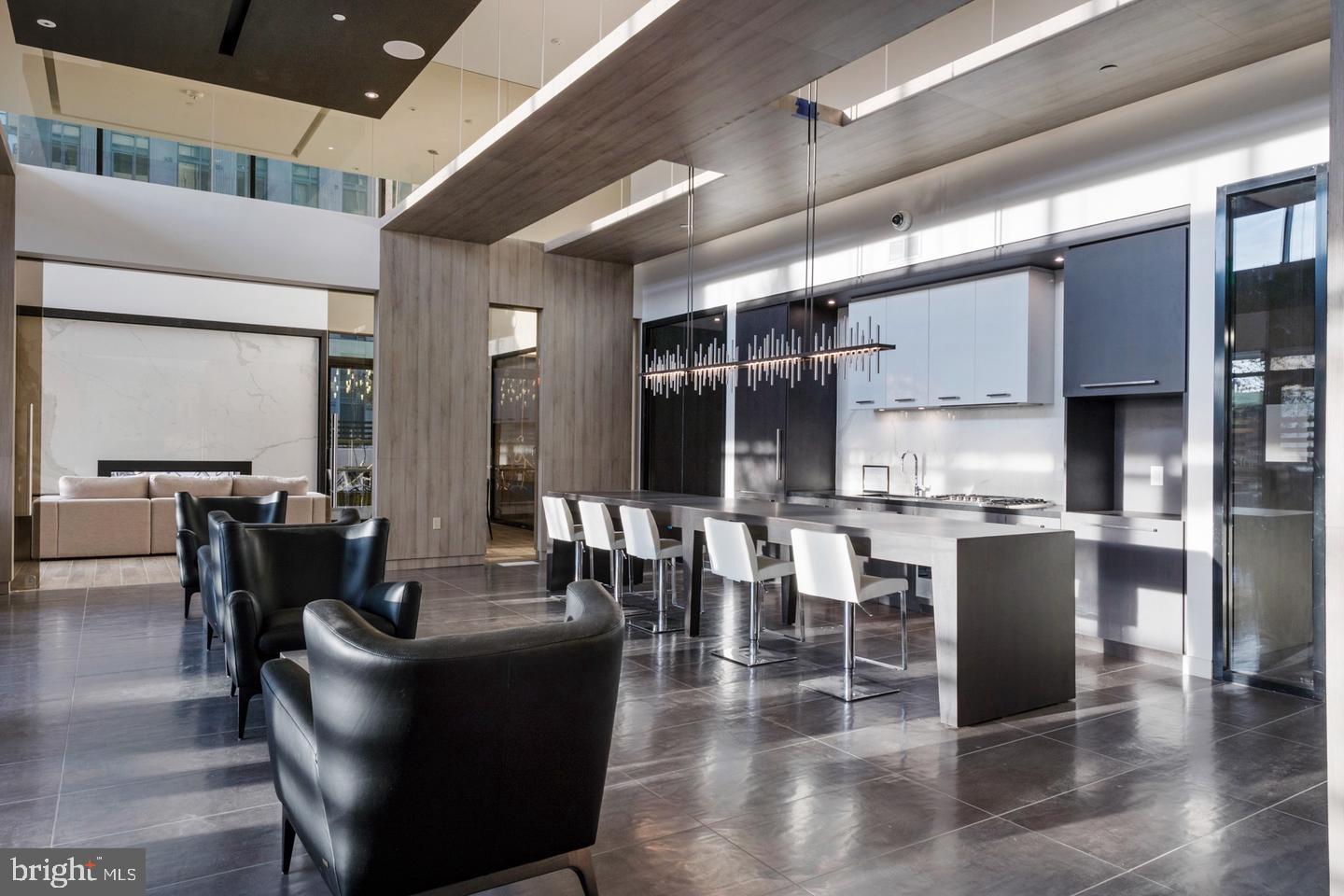 THE BORO TYSONS - Residential