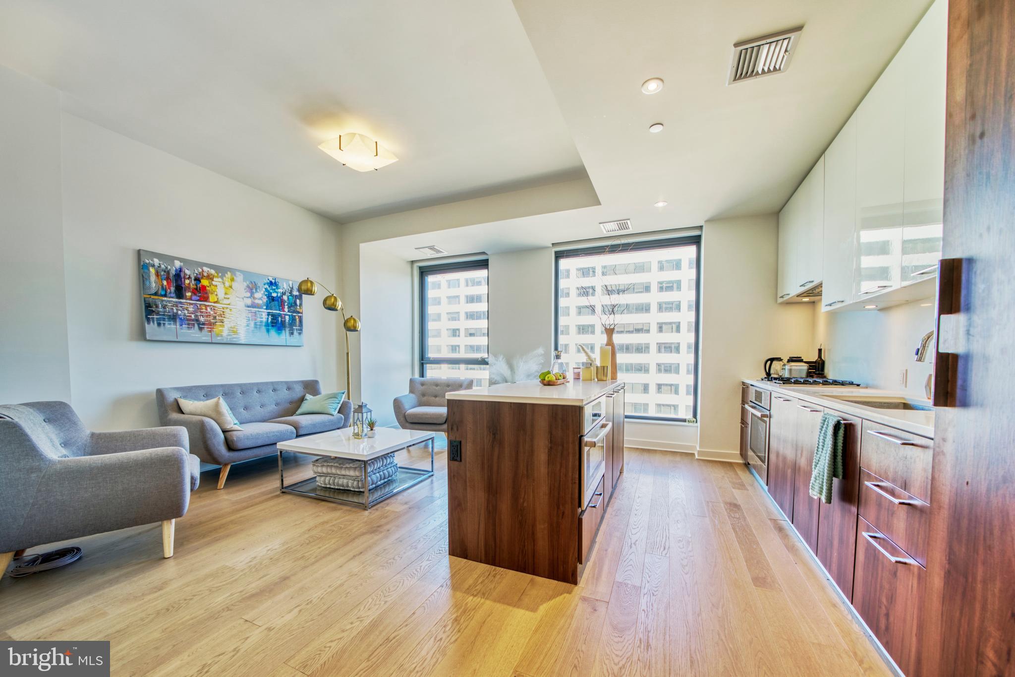 THE BORO TYSONS - Residential