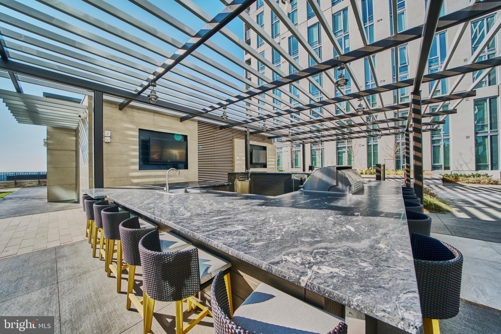 THE BORO TYSONS - Residential