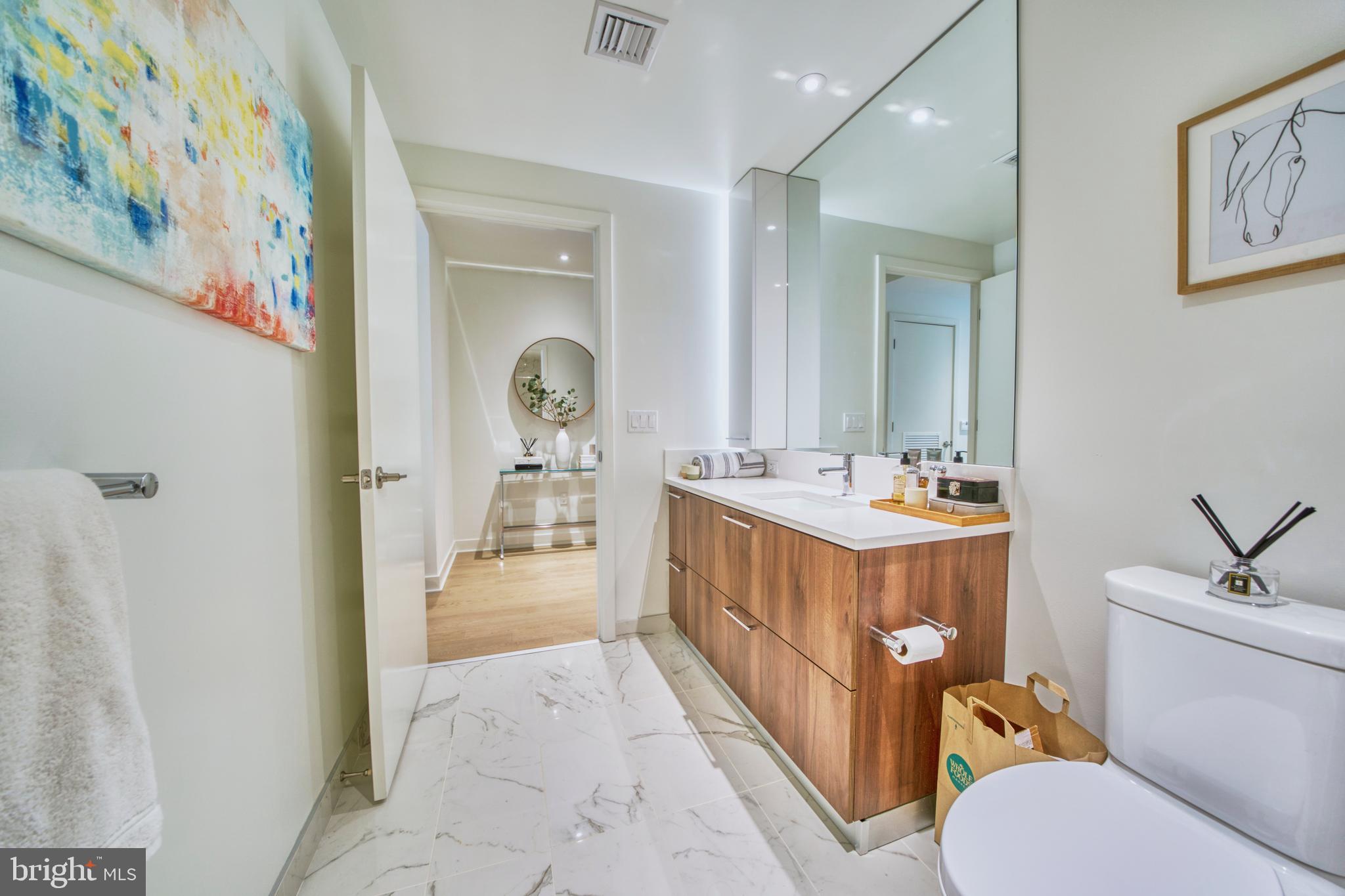THE BORO TYSONS - Residential