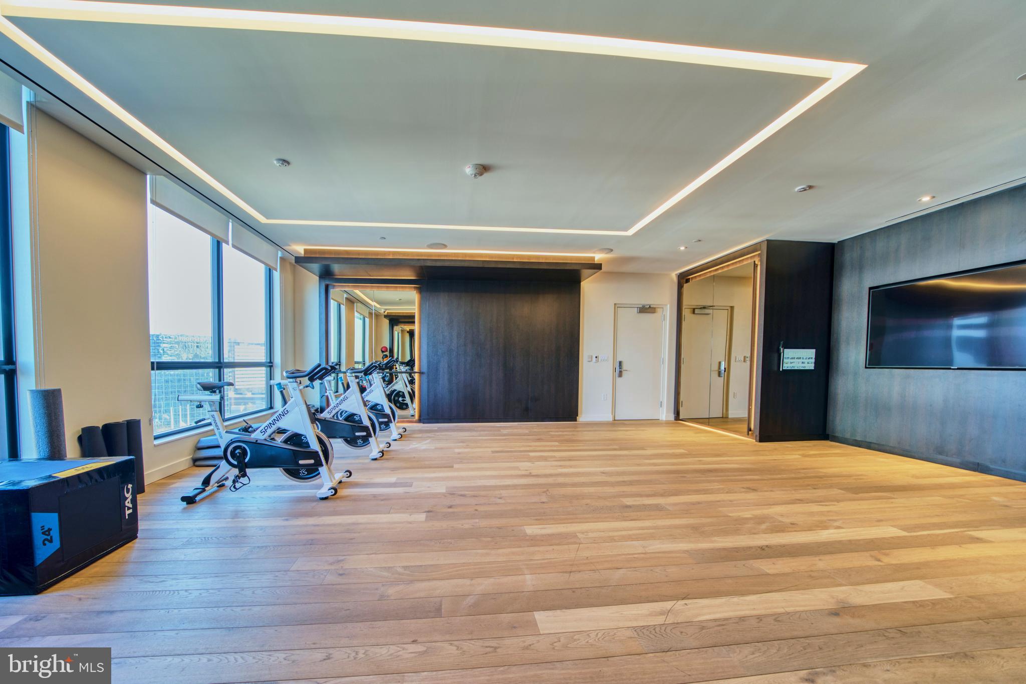 THE BORO TYSONS - Residential