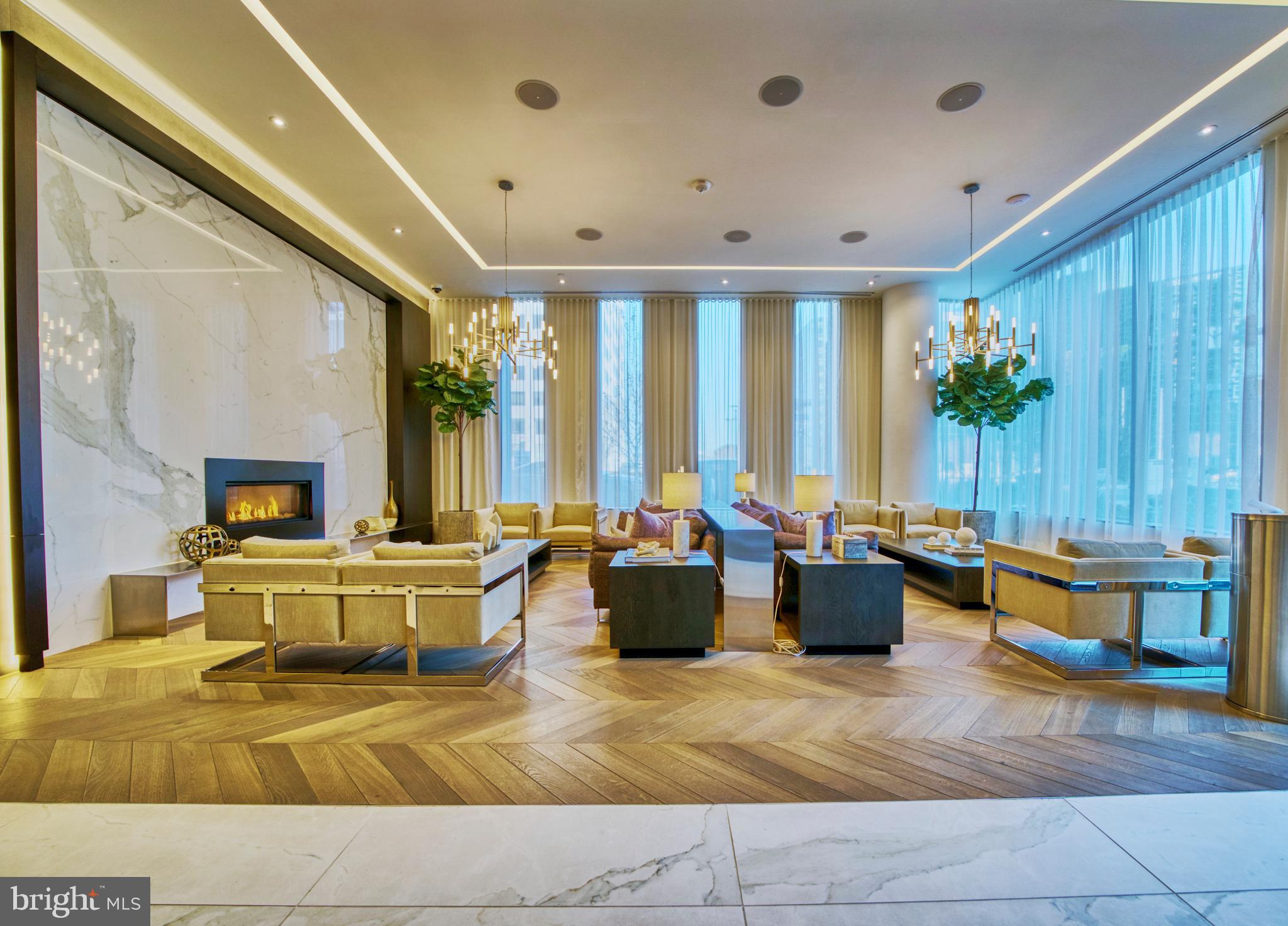 THE BORO TYSONS - Residential