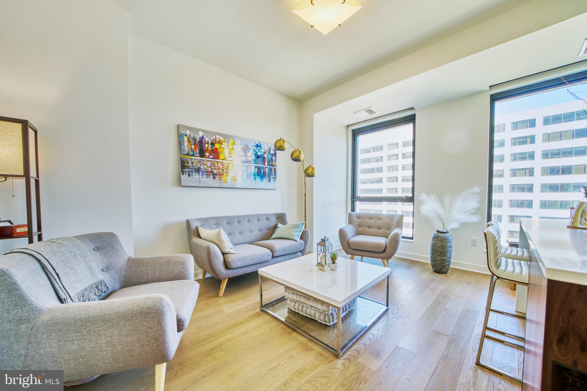 THE BORO TYSONS - Residential