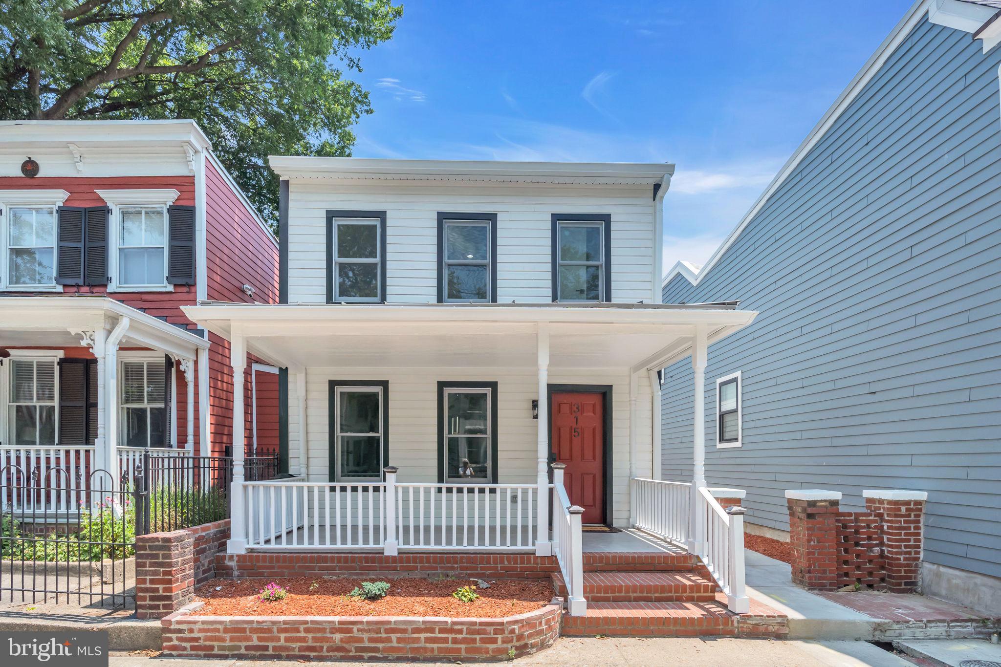 ALEXANDRIA - Residential