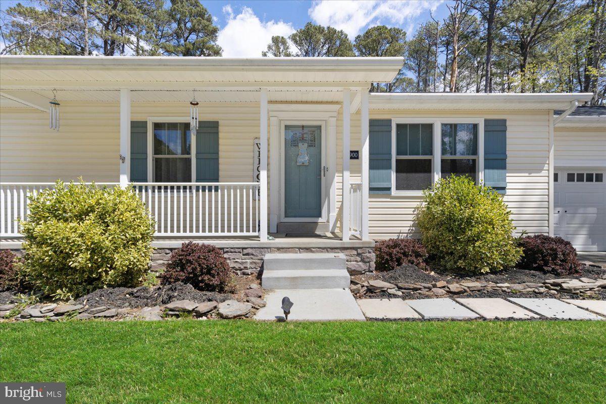 We are currently accepting backup offers!This home is under contract but has contingencies in place—so there’s still an opportunity. Don’t miss out on your chance to make this one yours!
Beautifully updated 4BR, 2BA rambler with 1,828 sq. ft. on a .53-acre lot, tucked away at the end of a quiet cul-de-sac near the St. Mary’s River—with NO HOA! Pride of ownership shines throughout this well-maintained home. Enjoy peaceful mornings on the inviting front porch or relax on the Trex back deck with seasonal river views. The spacious, flat, fenced-in backyard includes a large front storage shed and a smaller rear shed—ideal for tools, equipment, or hobbies. Inside, a welcoming foyer leads to an updated kitchen stove and dishwasher (both purchased in 2022), new cabinetry, new flooring and a cozy family room with vaulted ceilings and a pellet stove. The spacious owner’s suite features a walk-in closet and full bath, with additional well-sized bedrooms throughout.Floor plan in pictures! Recent updates include a 50-year architectural roof (2022), gutter shields, new HVAC (2021), updated windows (2024), LVP Flooring, crown molding,  ceiling fans, smart thermostat, and washer & dryer. The oversized two-car garage includes brand-new doors, attic access, and an attached shed. Paved driveway accommodates up to four vehicles. Move-in ready and full of charm—this is the one you’ve been waiting for! Flood insurance may be required due to proximity to the river.