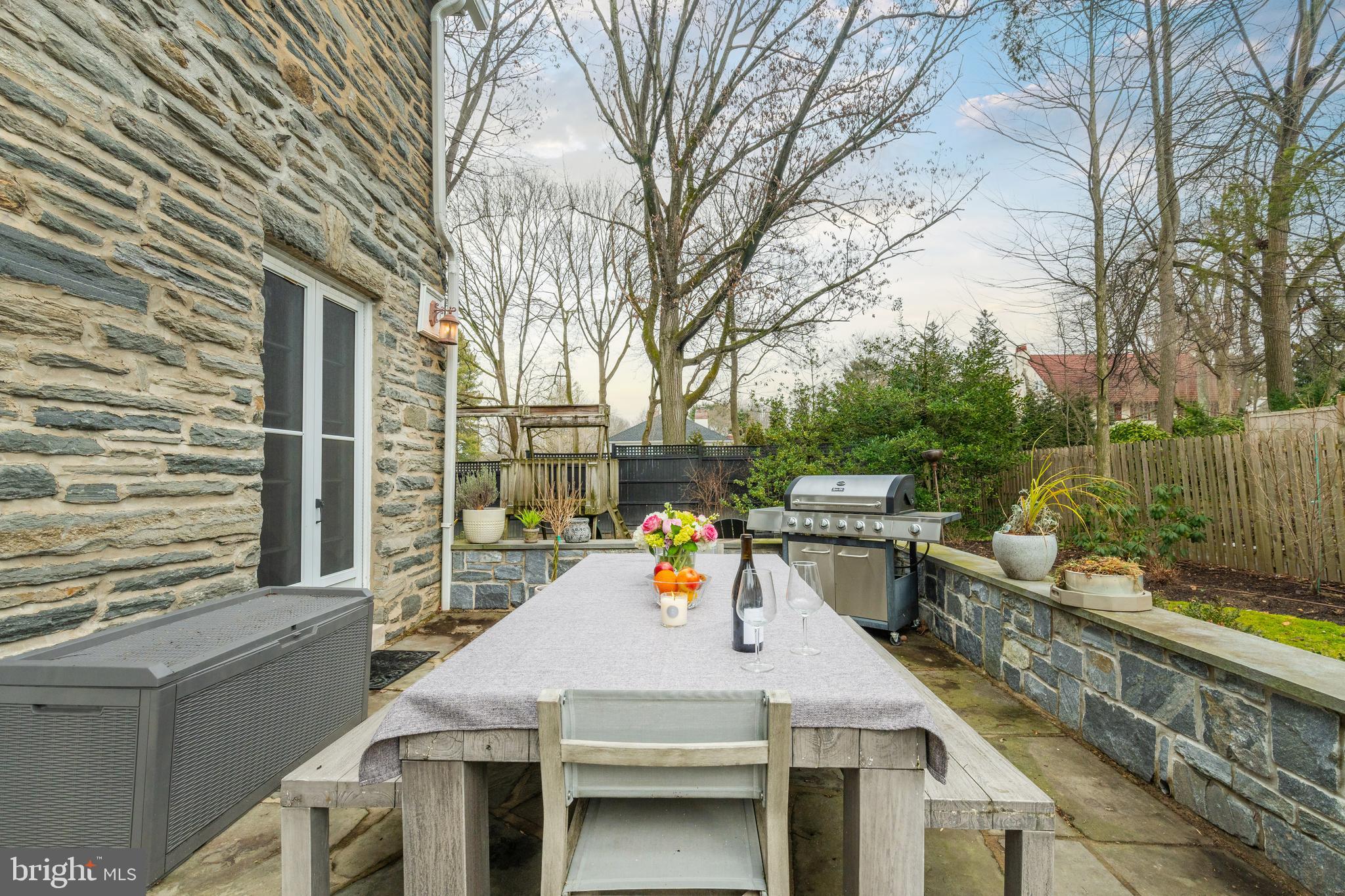 BRYN MAWR - Residential