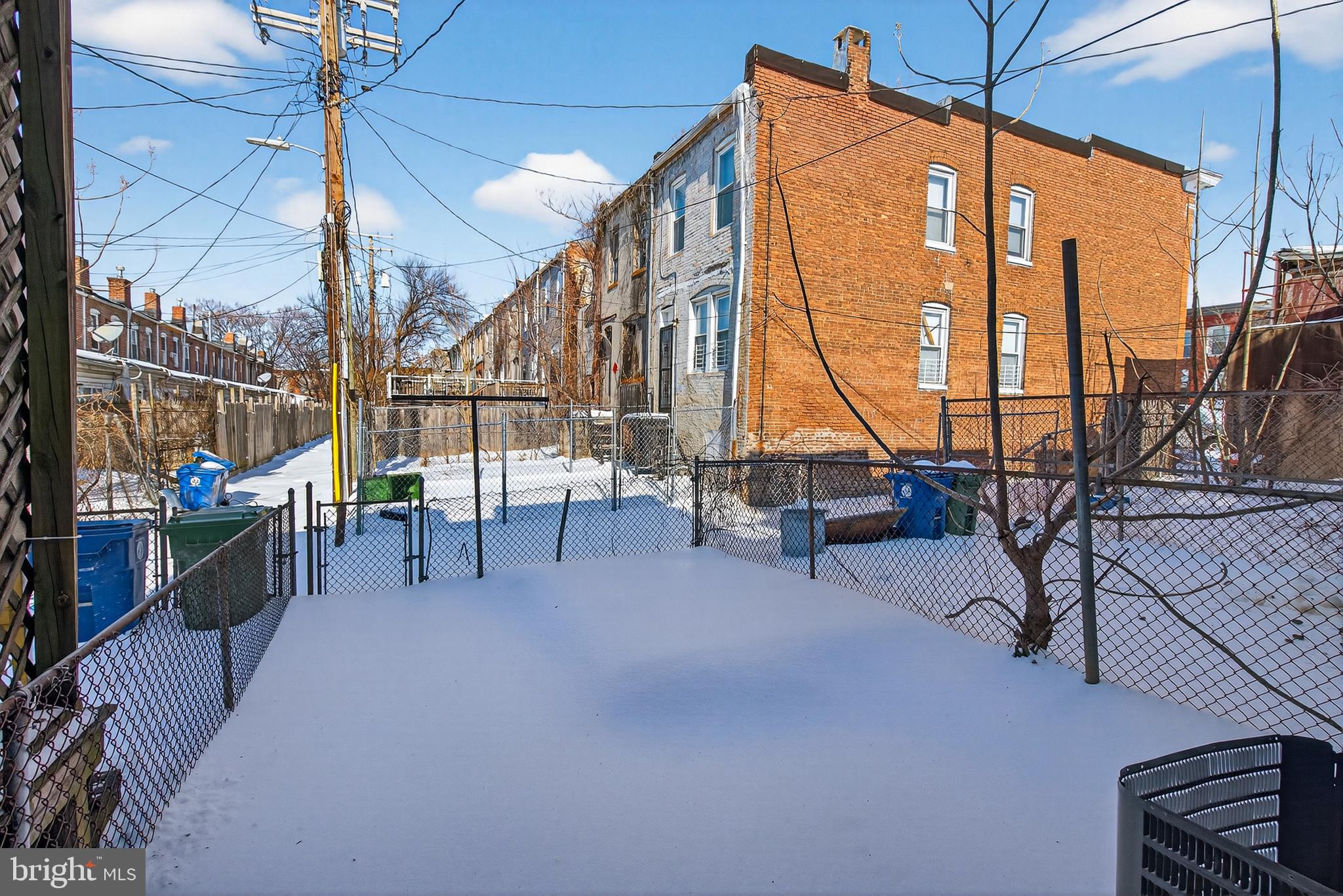 BROADWAY EAST - Residential