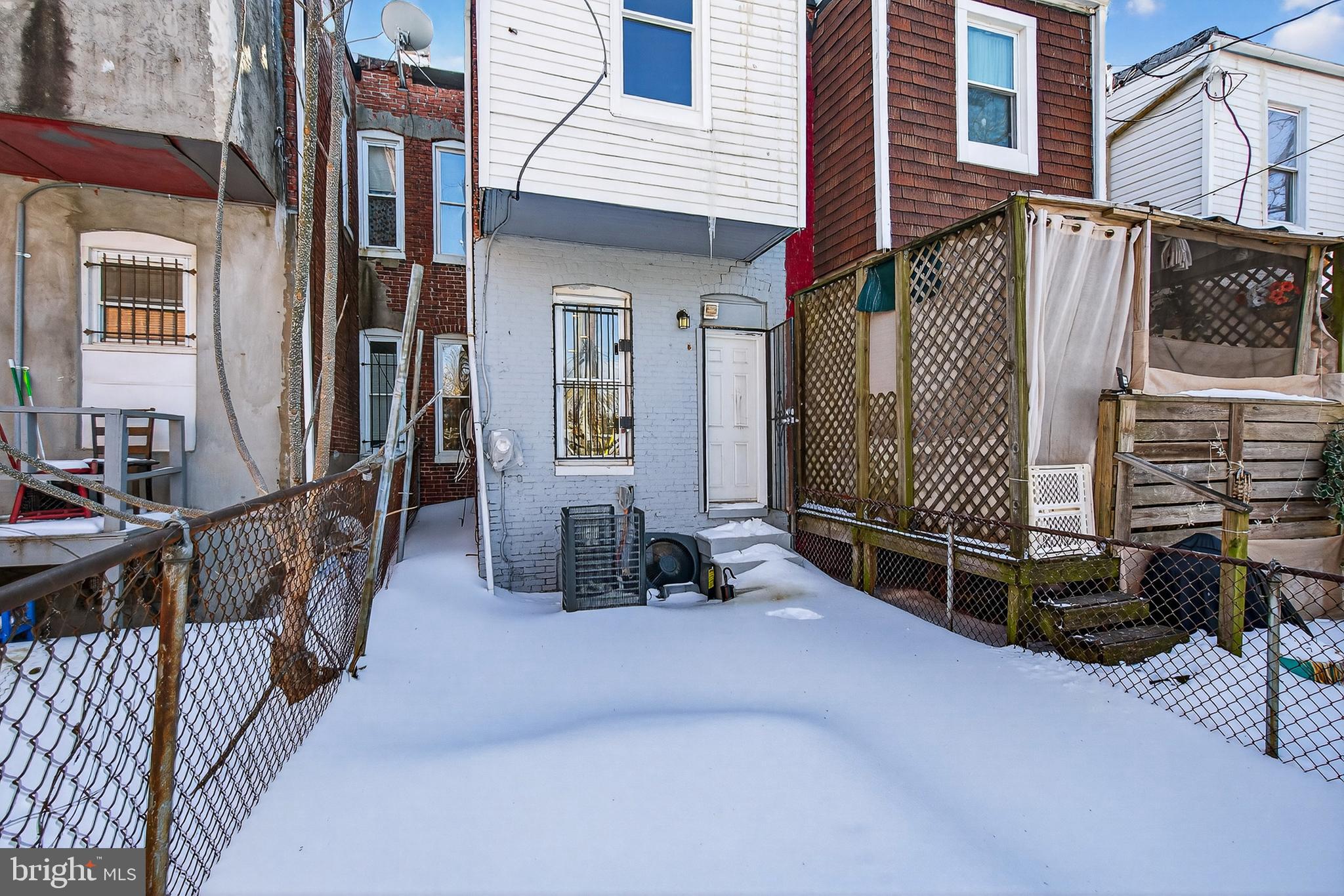 BROADWAY EAST - Residential