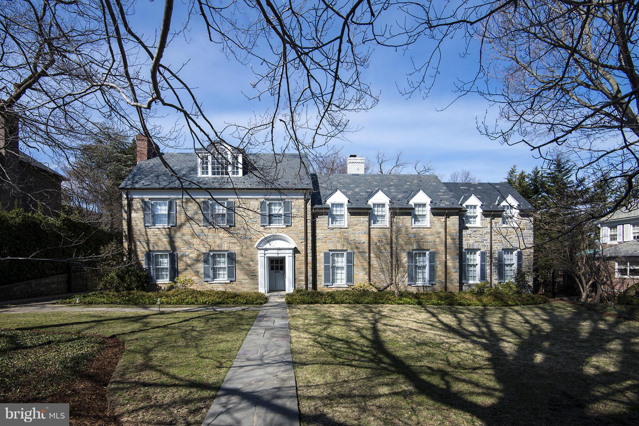 ELEGANT FIELDSTONE MANOR ON SPECTACULAR 3/4 ACRE, LVL LOT W/IN GROUND POOL, MATURE PLANTINGS & PLAY AREA.  5 BR, 5.5 BA,  SUNKEN LR W/FP, BANQUET SIZED D/R W/FIREPLACE, GOURMET KIT/MORNING RM, LIBRARY, ALL OVERLOOKING COTTONWOOD, DOGWOOD & HOLLY TREES.EXPANSIVE OWNER'S SUITE W/SITTING RM & SPA BA, GRACIOUS 3RD FLR STE WITH NRTHRN & STHRN EXPOSURES.FULL LL W/FB & FR,2-CAR GAR, MOTOR COURT