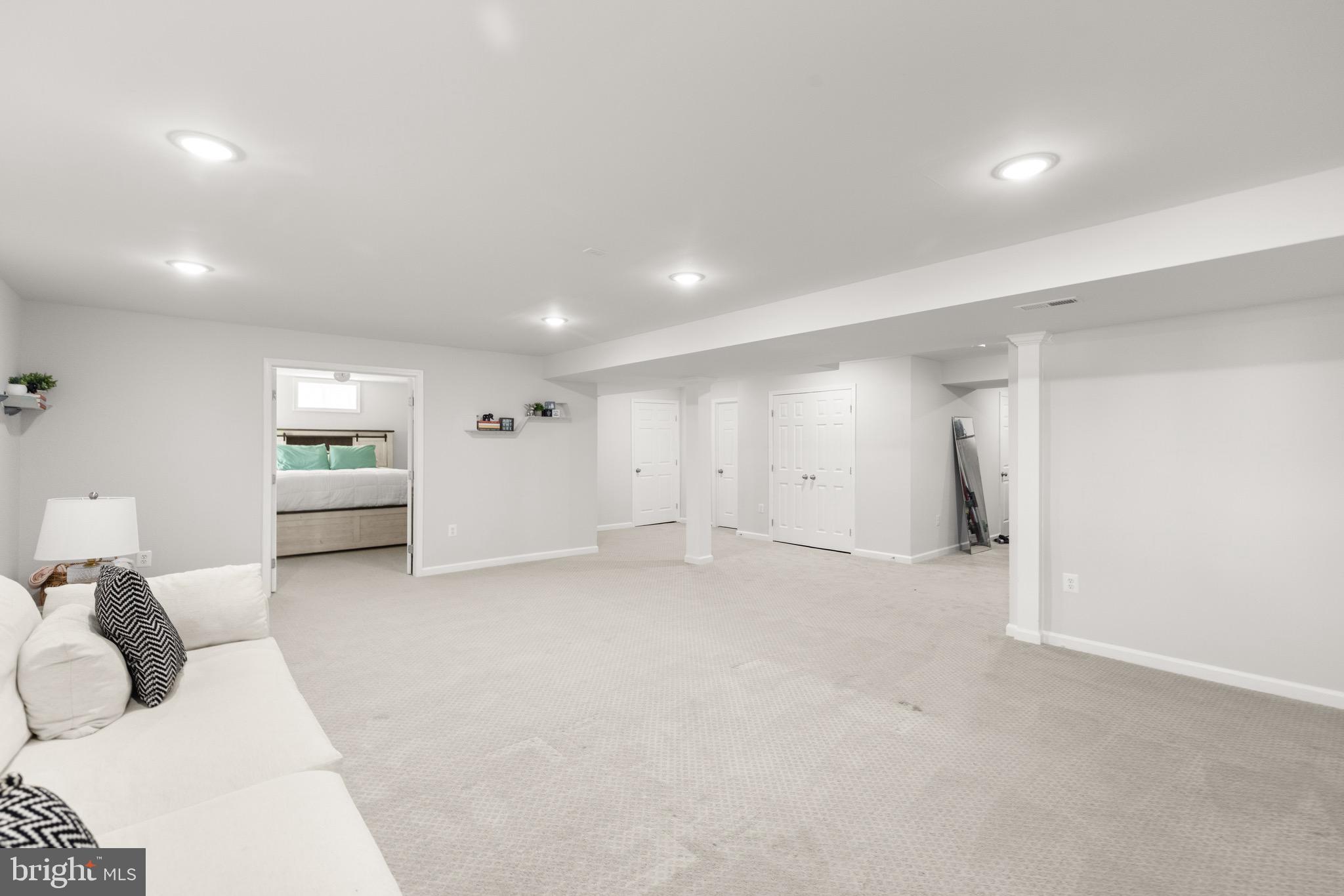 HUNTFIELD - Residential