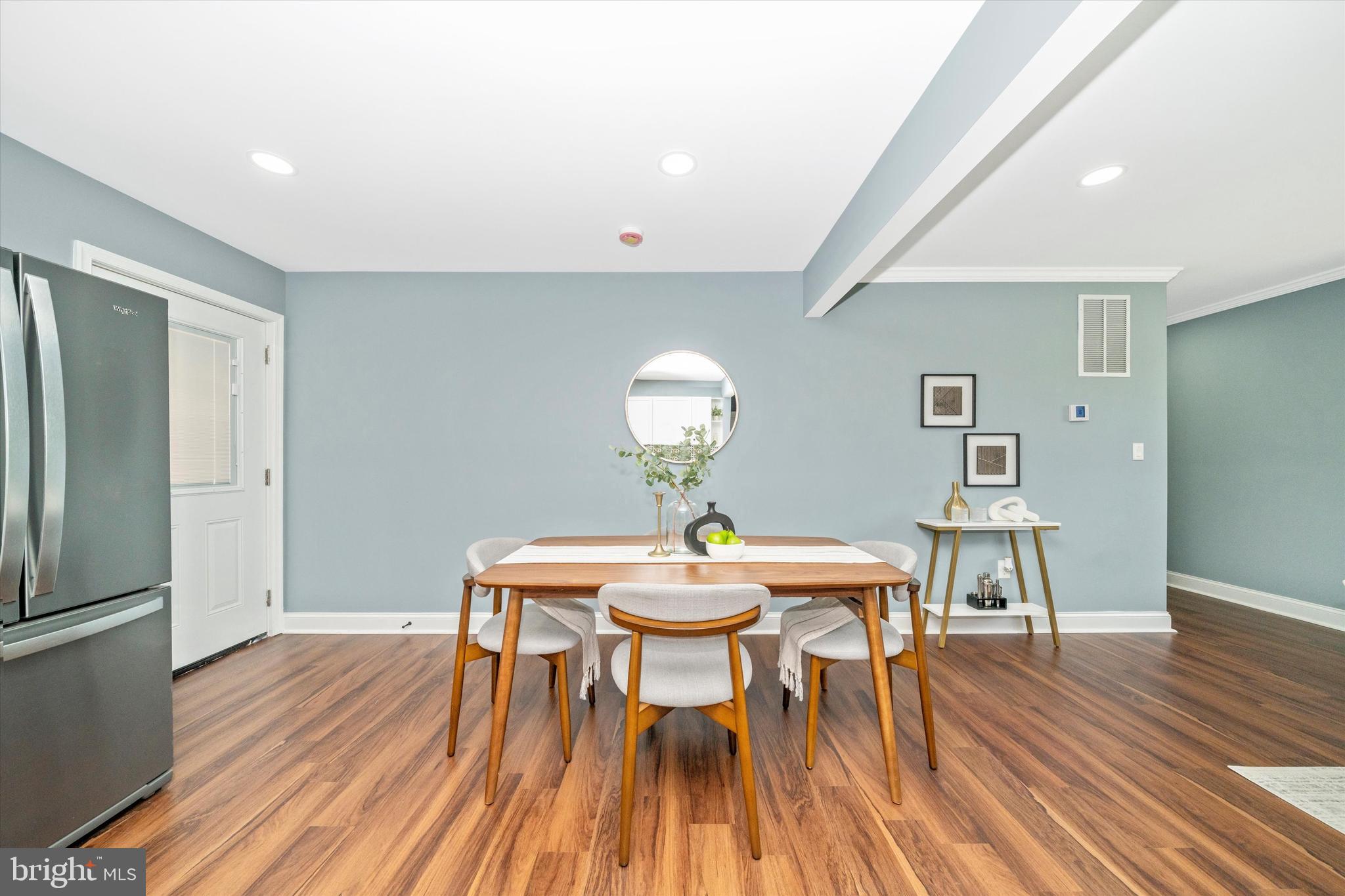 BRIGHTON - Residential