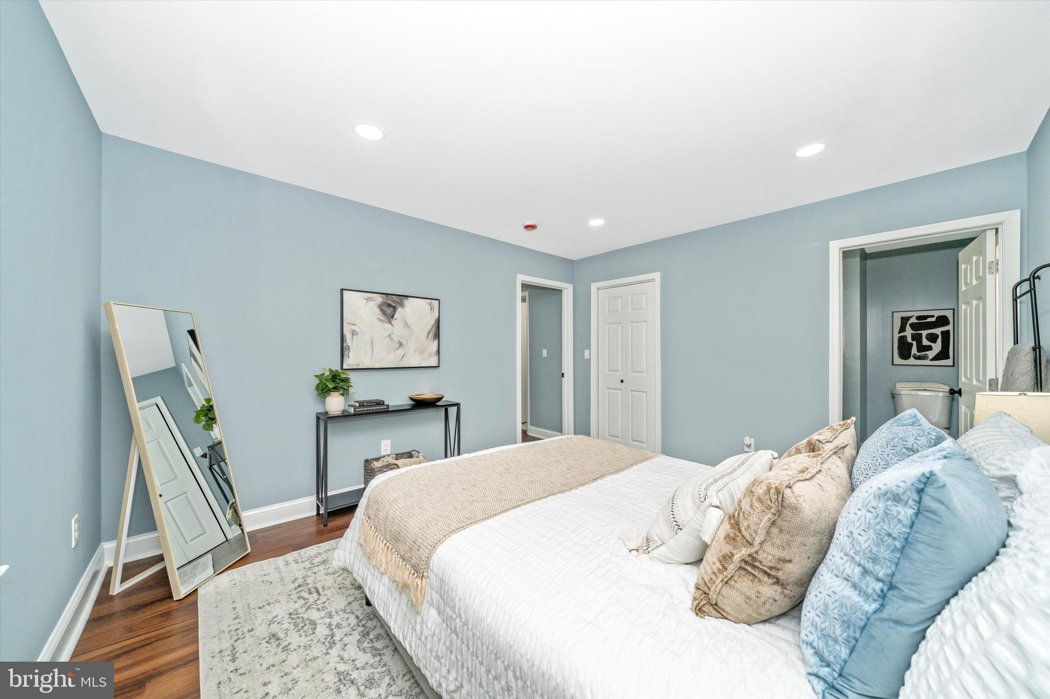 BRIGHTON - Residential