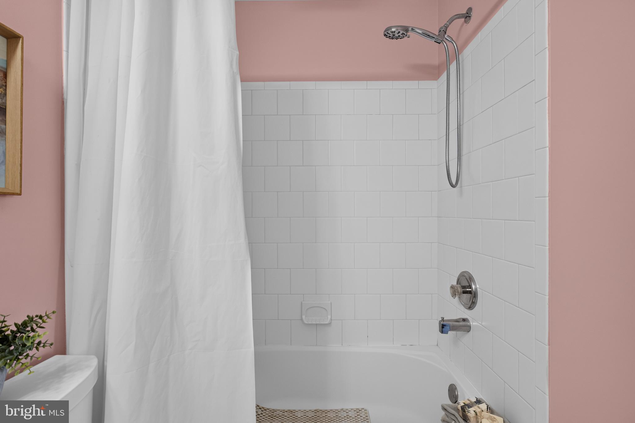 APPLEGATE - Residential