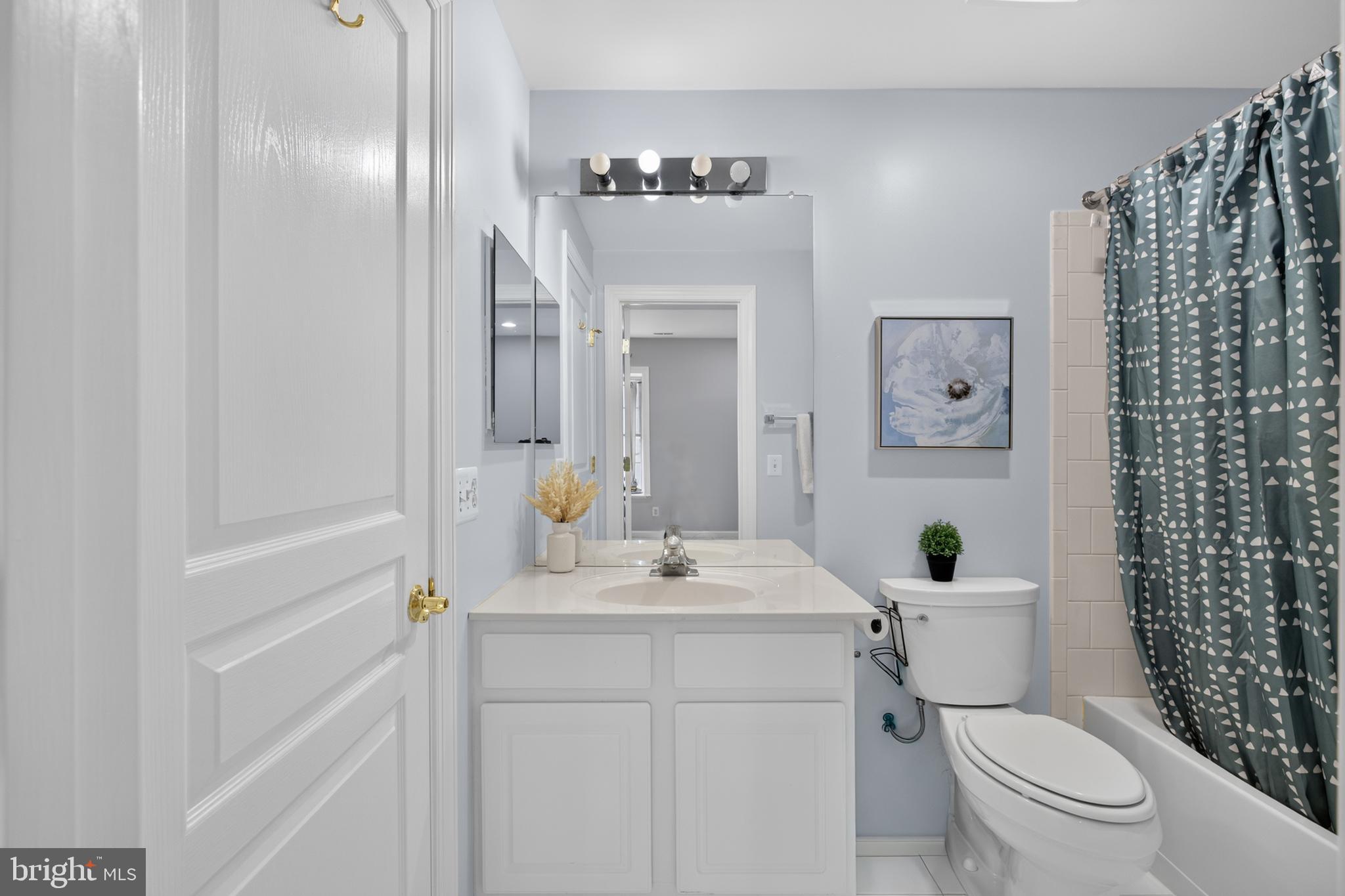 APPLEGATE - Residential