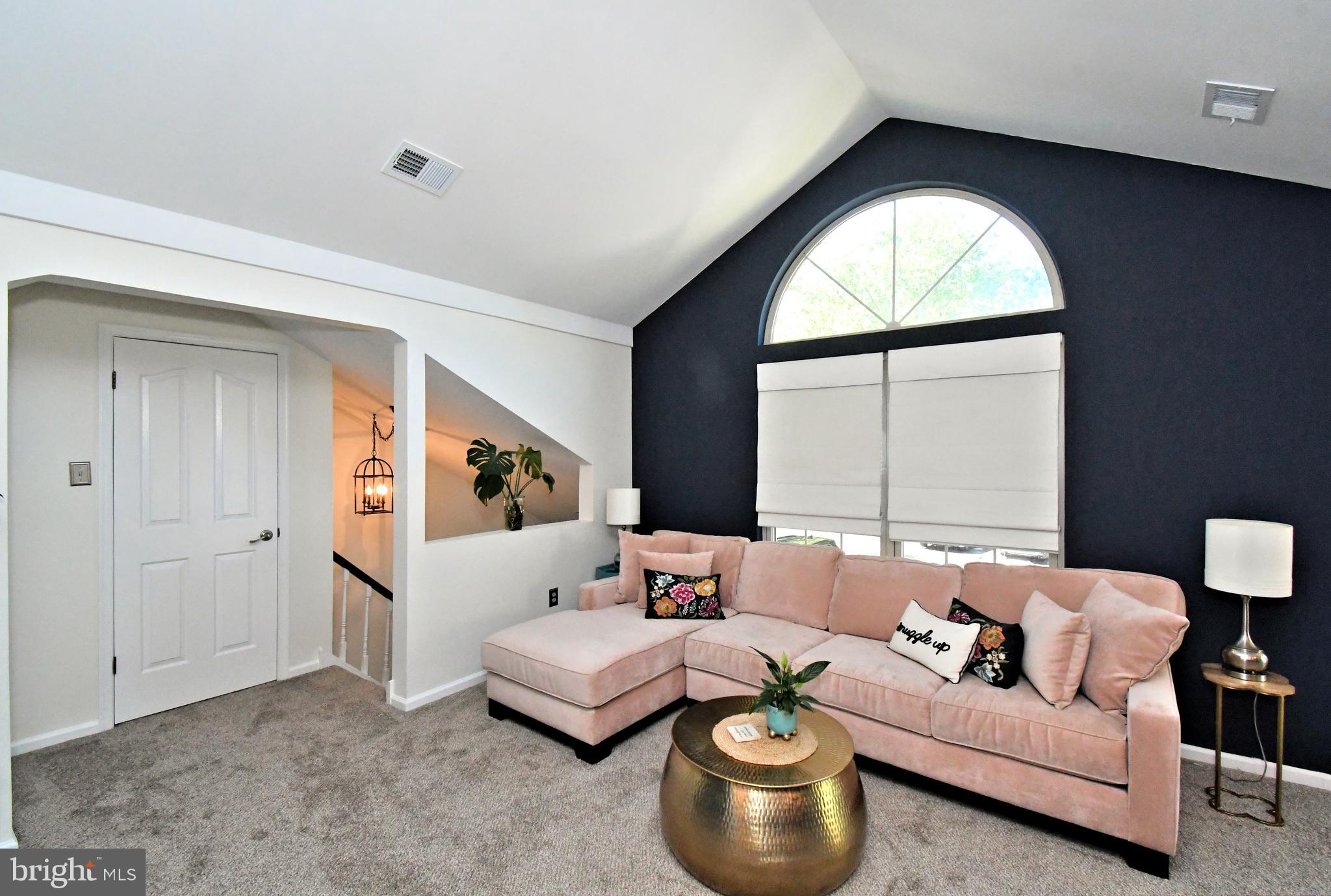 MONTGOMERY BROOKE - Residential