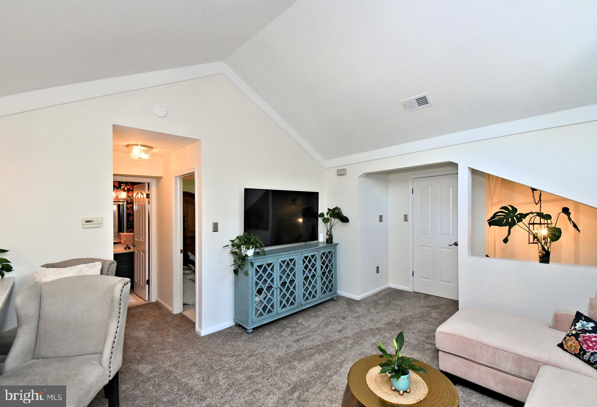 MONTGOMERY BROOKE - Residential
