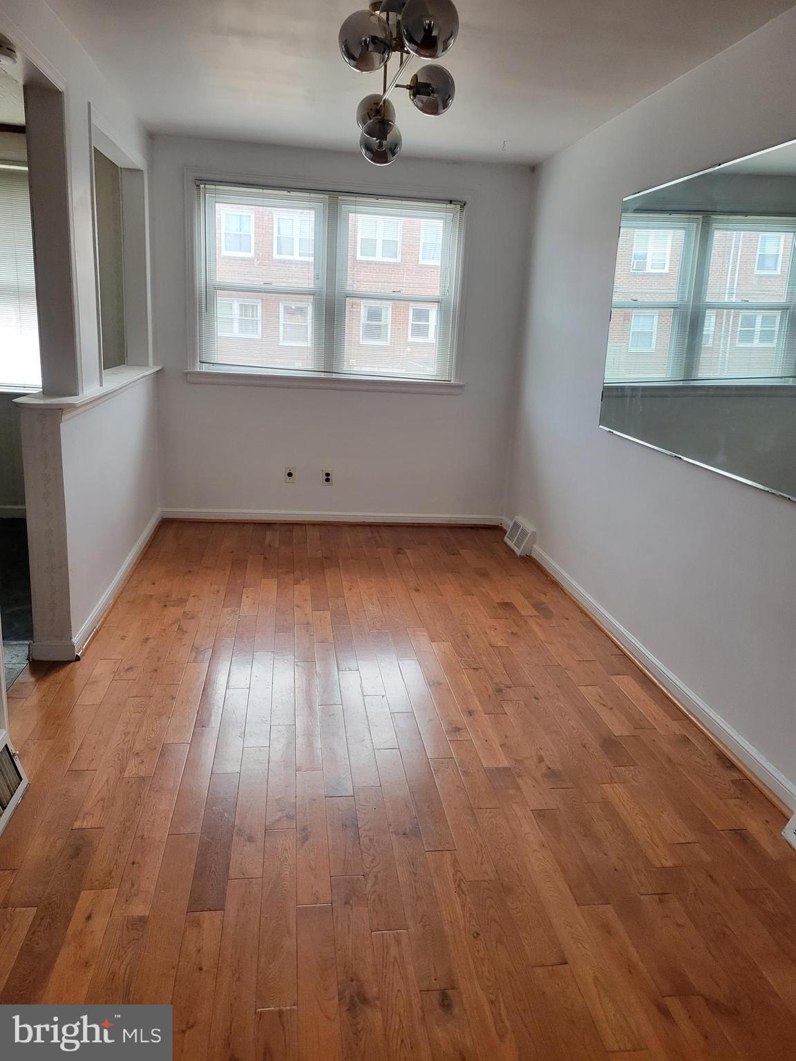 MAYFAIR - Residential