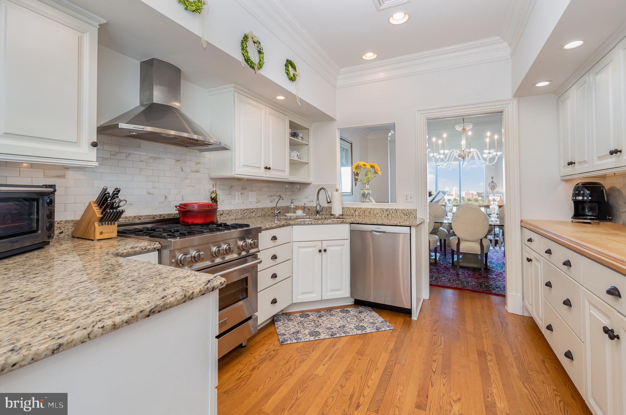 BRIDGEPORT - Residential