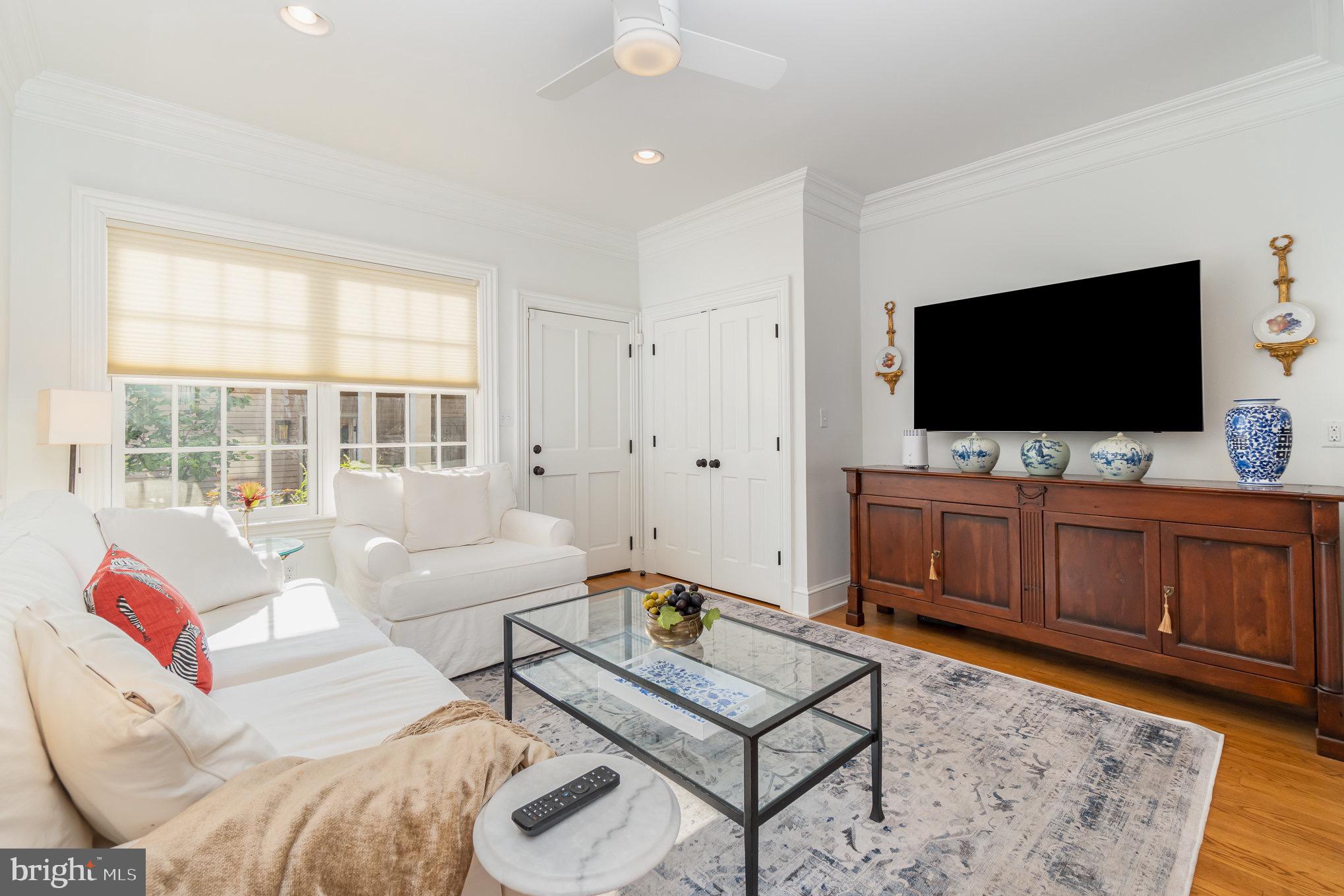 BRIDGEPORT - Residential