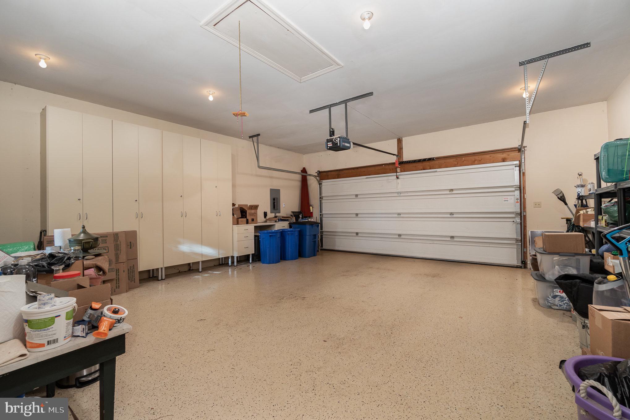 BRIDGEPORT - Residential
