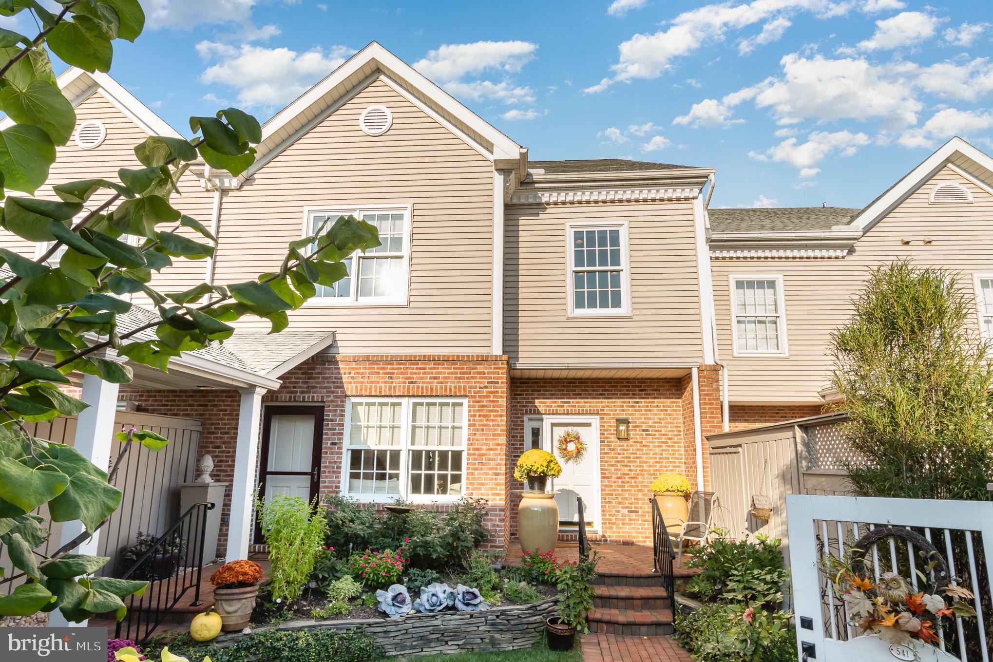BRIDGEPORT - Residential