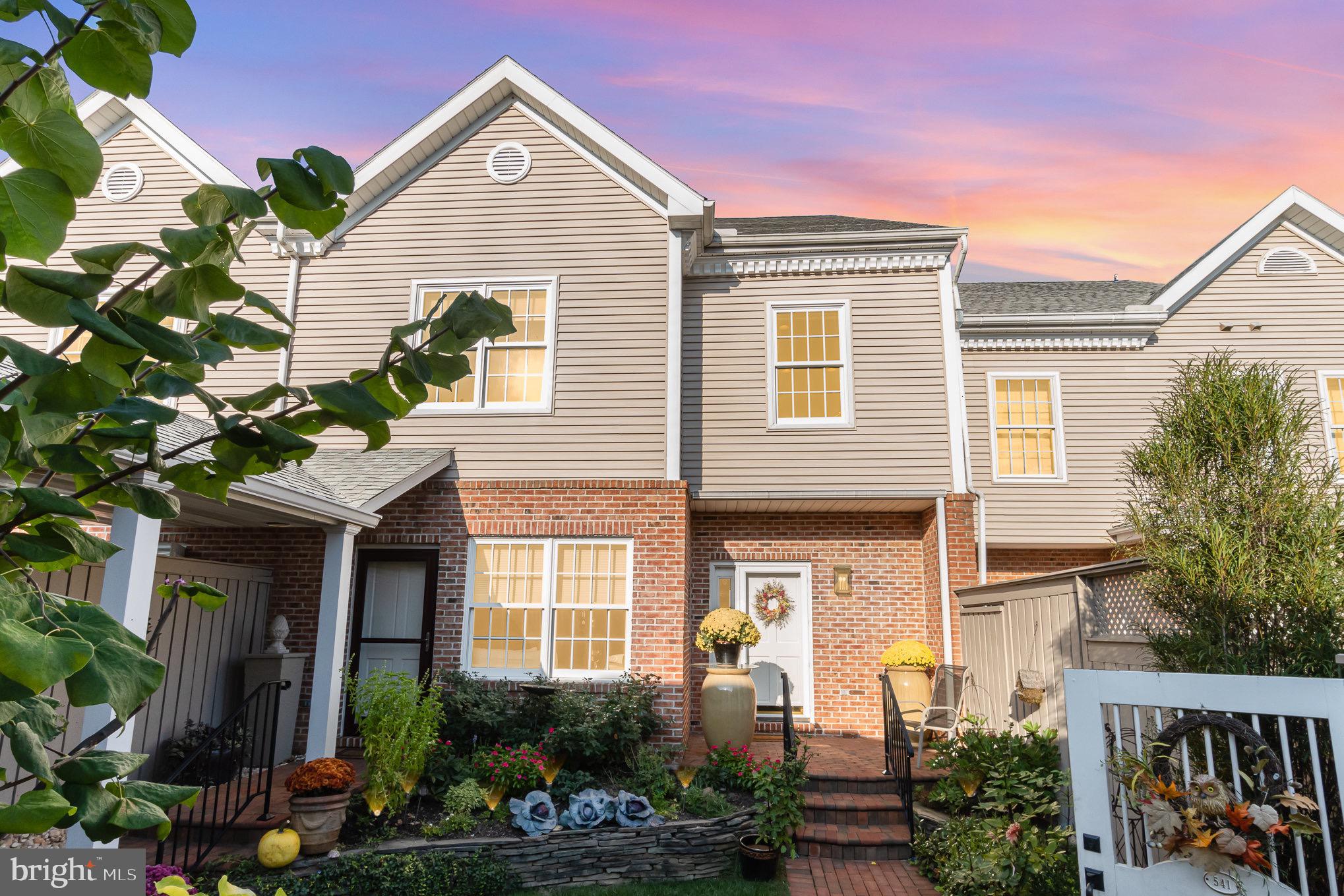 BRIDGEPORT - Residential