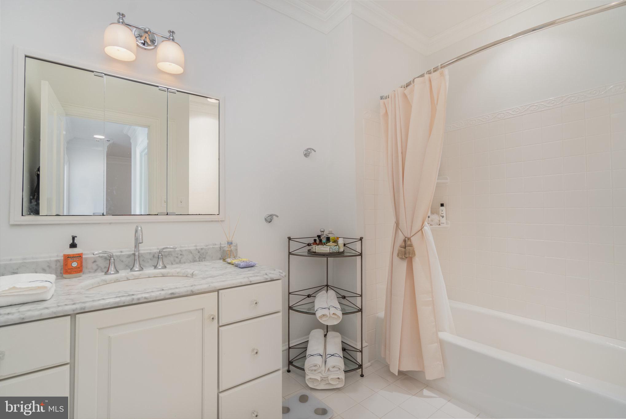 BRIDGEPORT - Residential