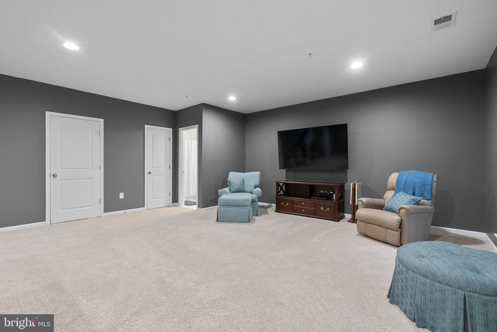 ASPEN NORTH AT LAKE LINGANORE - Residential