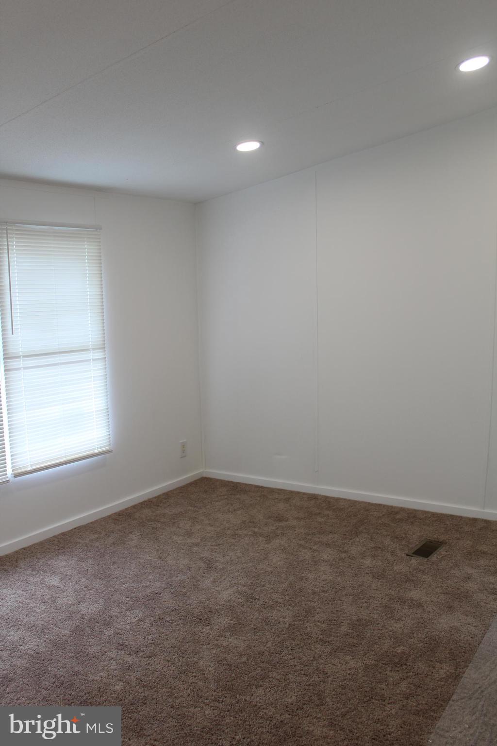 DEEP RUN PARK - Residential