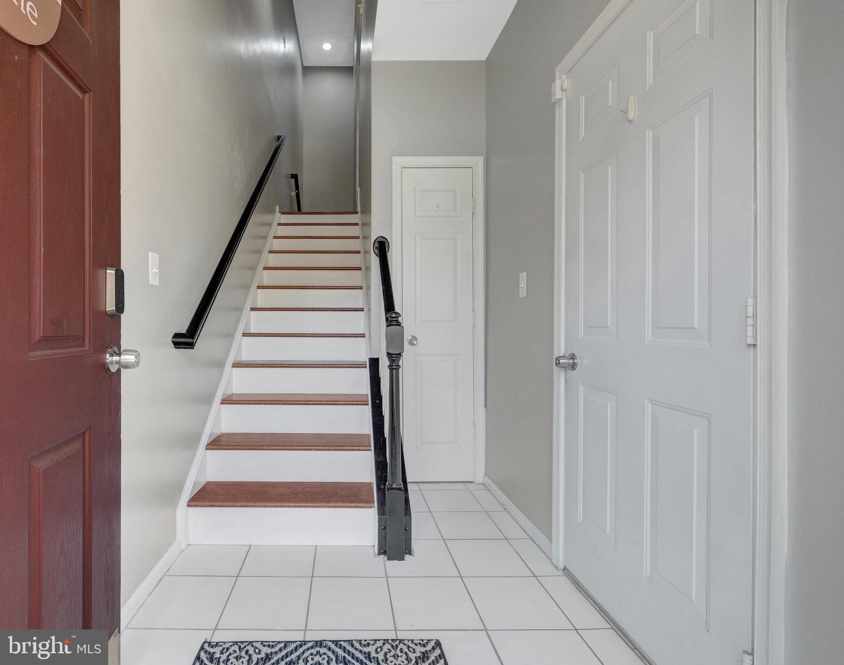 BARR HILL AT INVERNESS - Residential