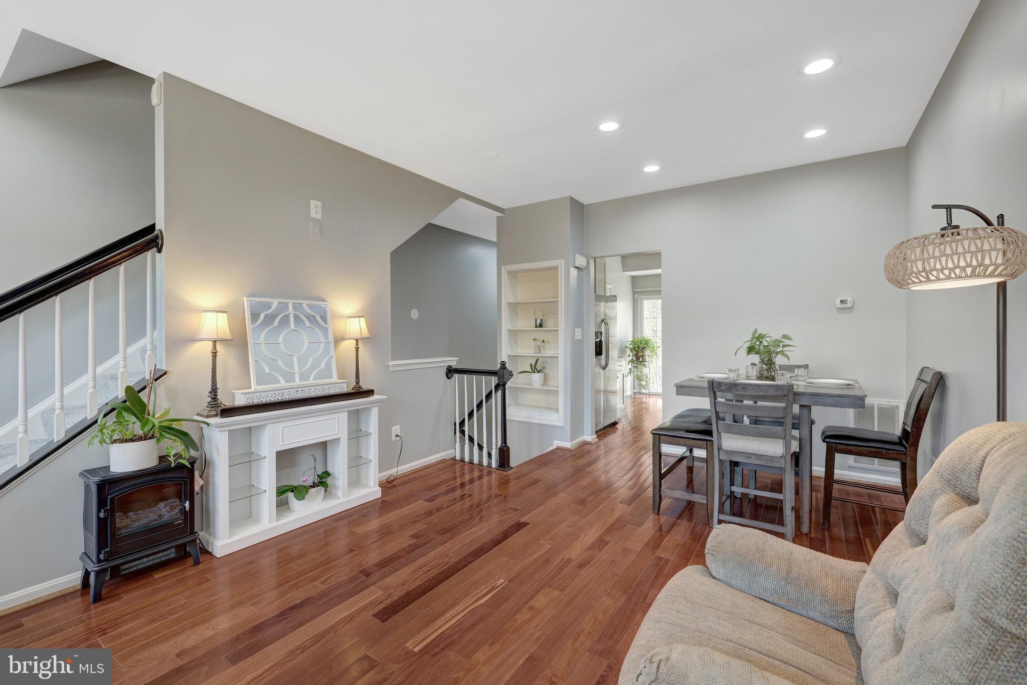 BARR HILL AT INVERNESS - Residential