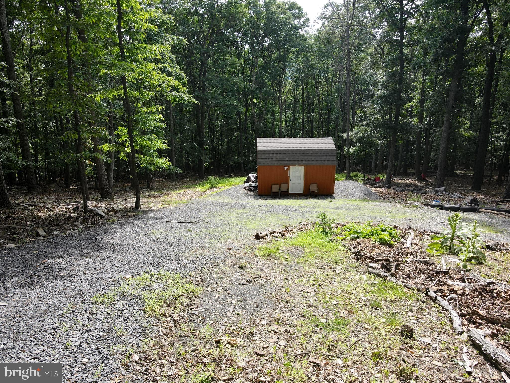 COVE CREEK - Residential