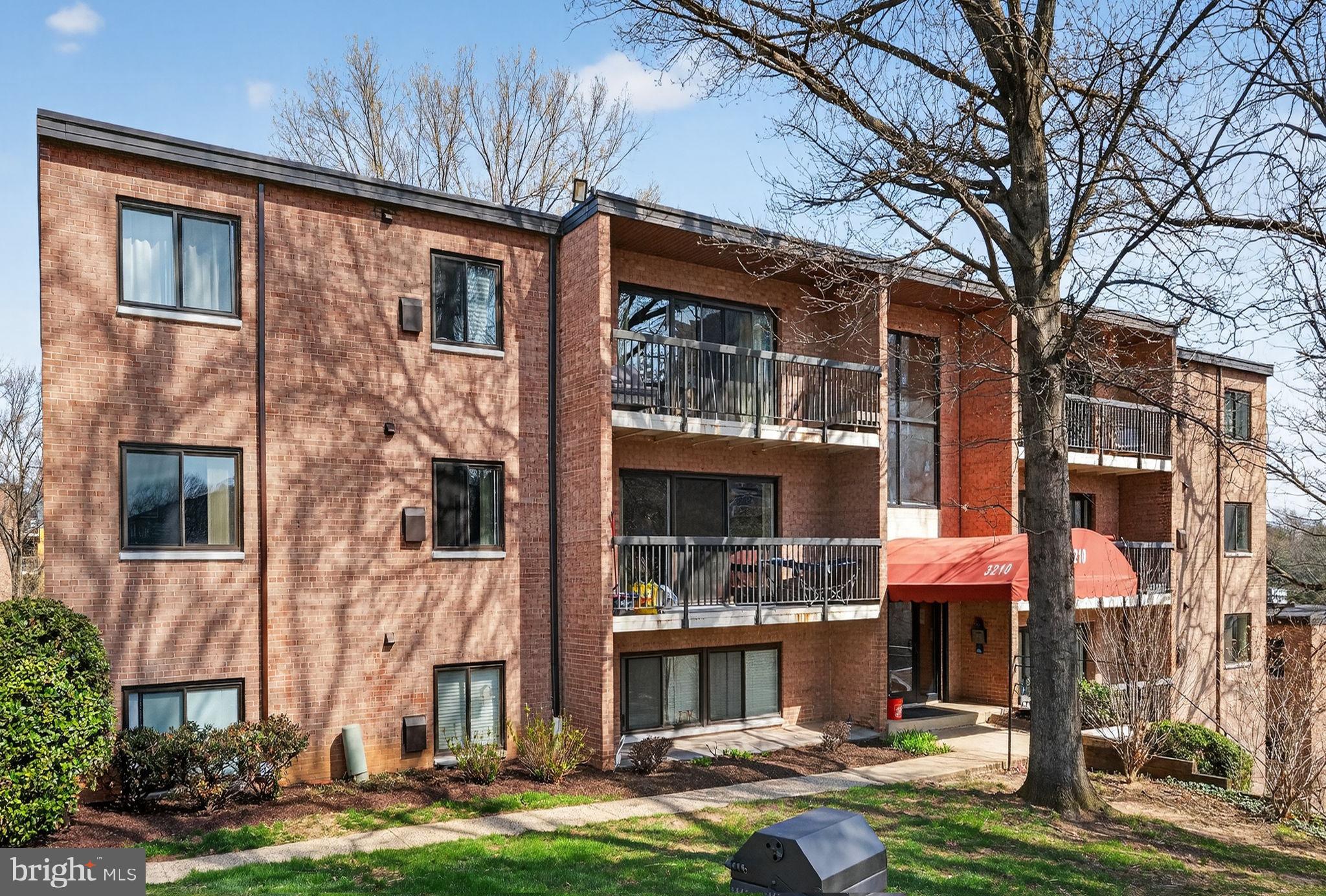 BOLLING BROOK - Residential