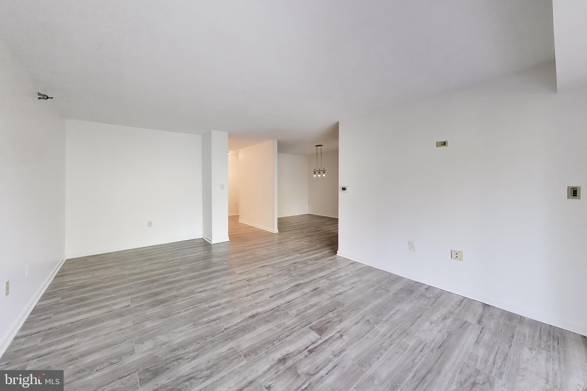 LEISURE WORLD - Residential
