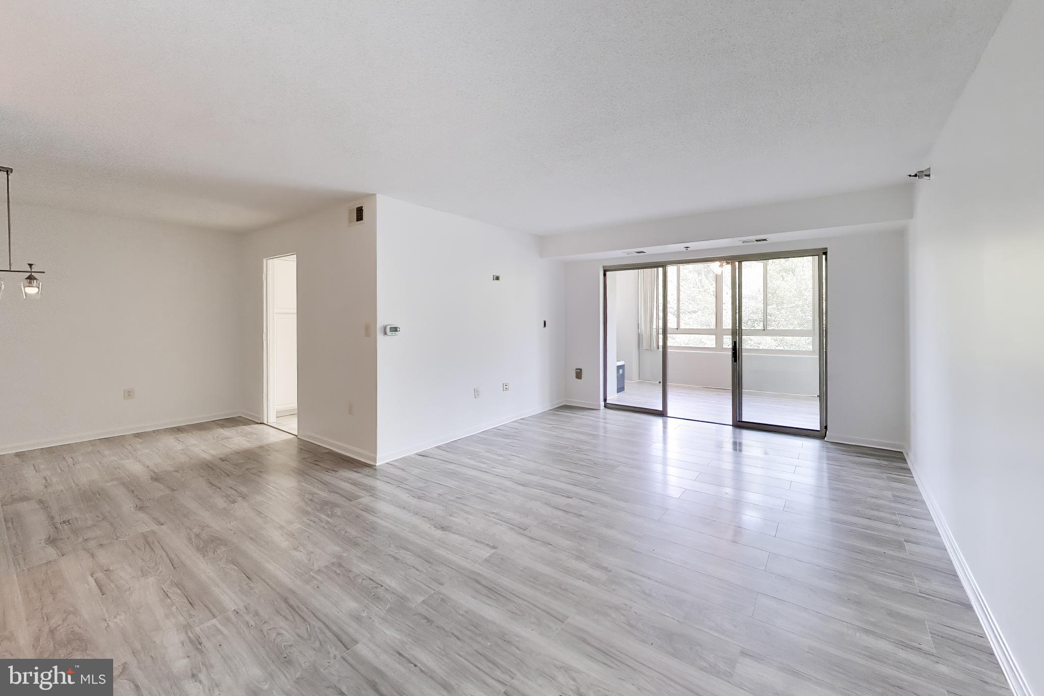LEISURE WORLD - Residential