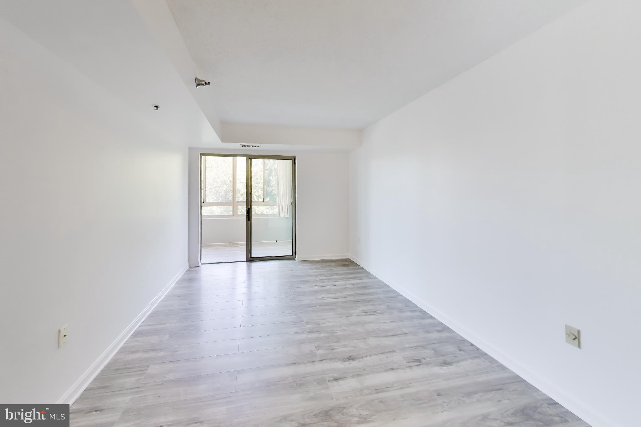 LEISURE WORLD - Residential
