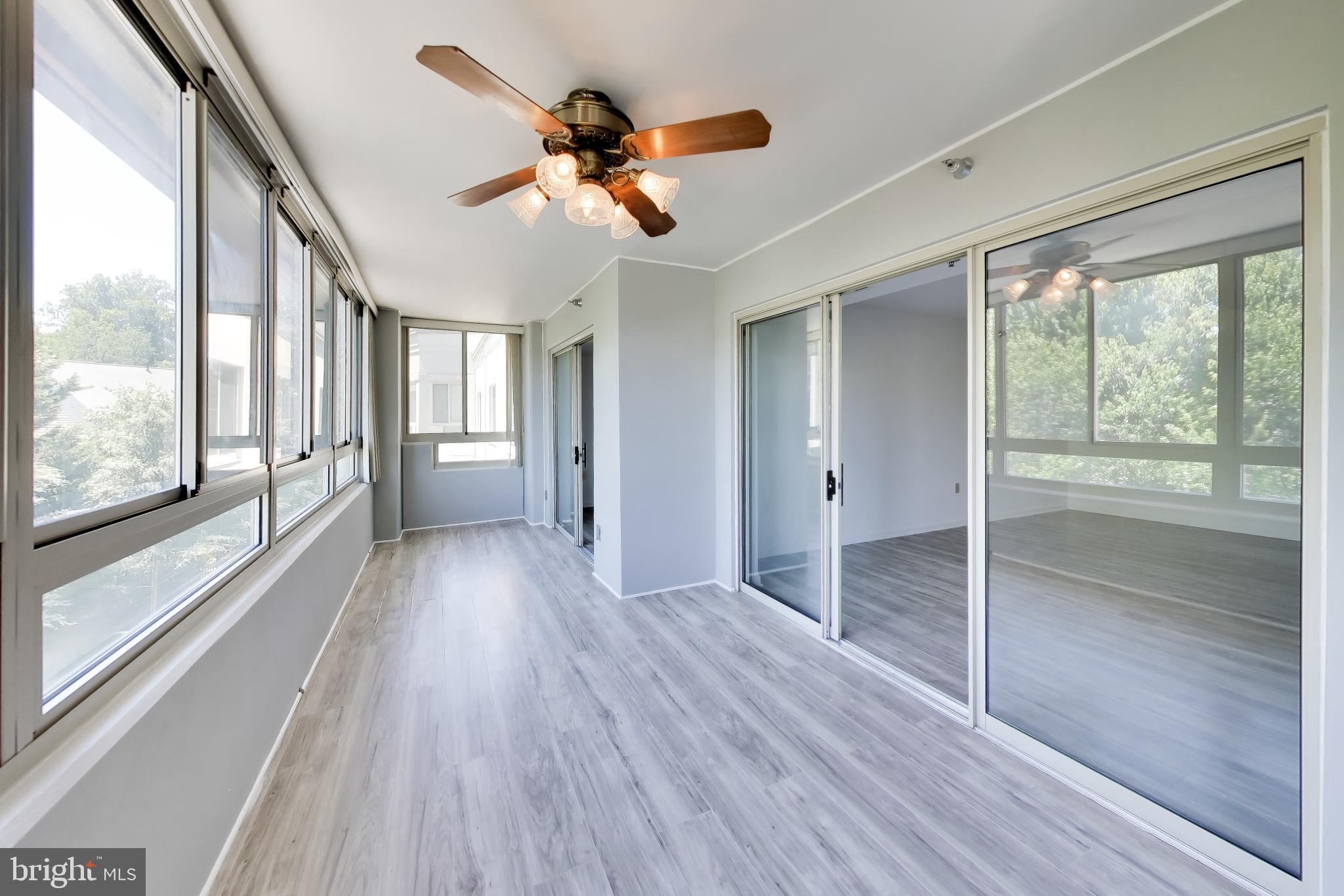 LEISURE WORLD - Residential