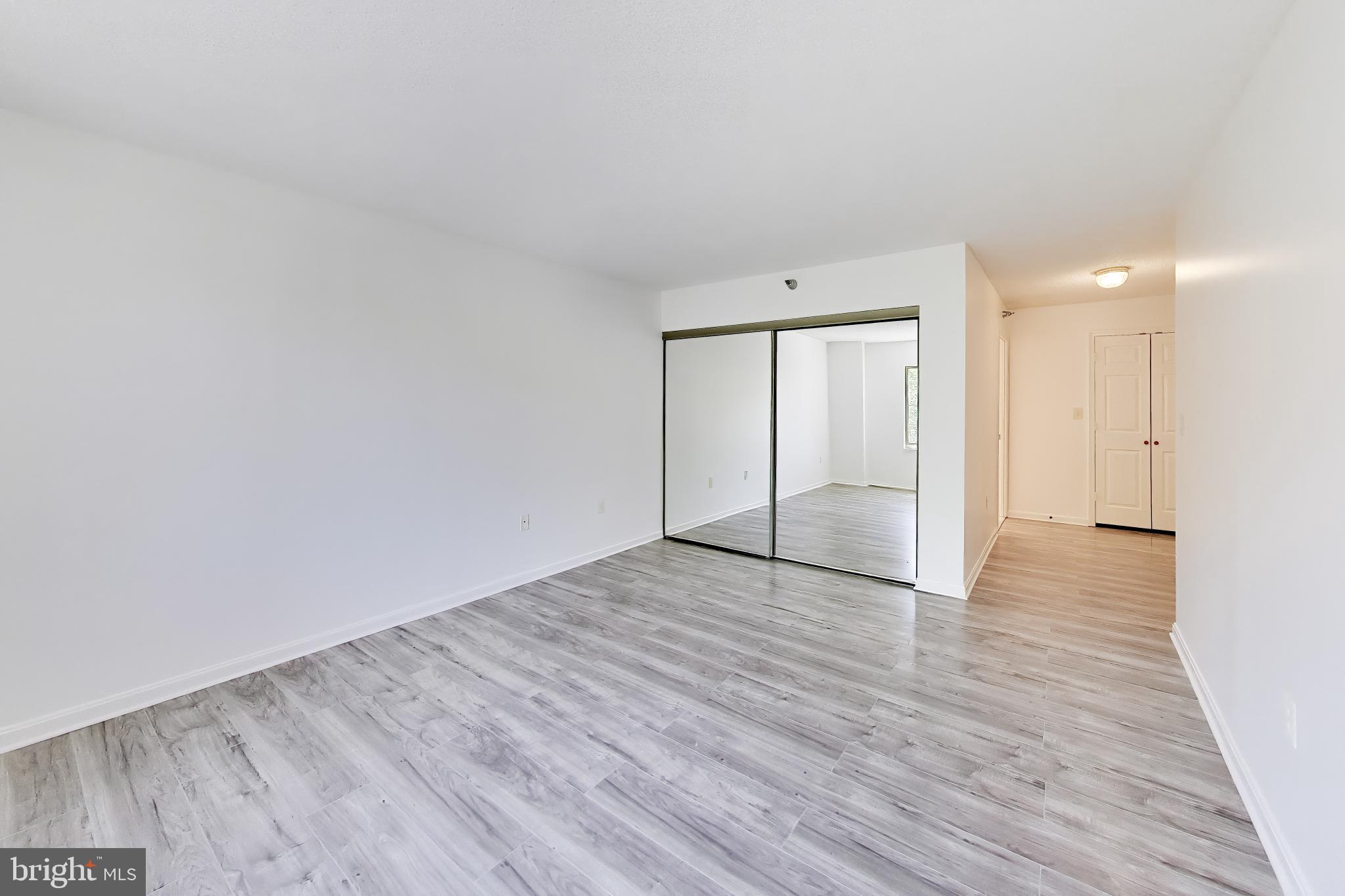LEISURE WORLD - Residential