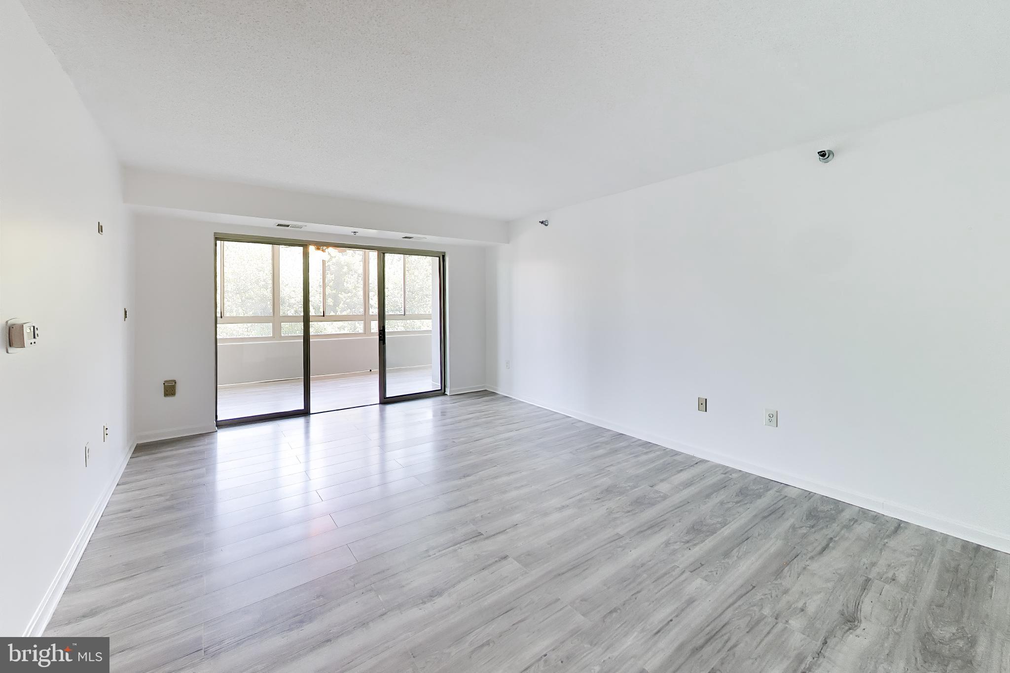 LEISURE WORLD - Residential