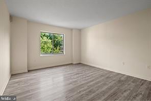 LEISURE WORLD - Residential