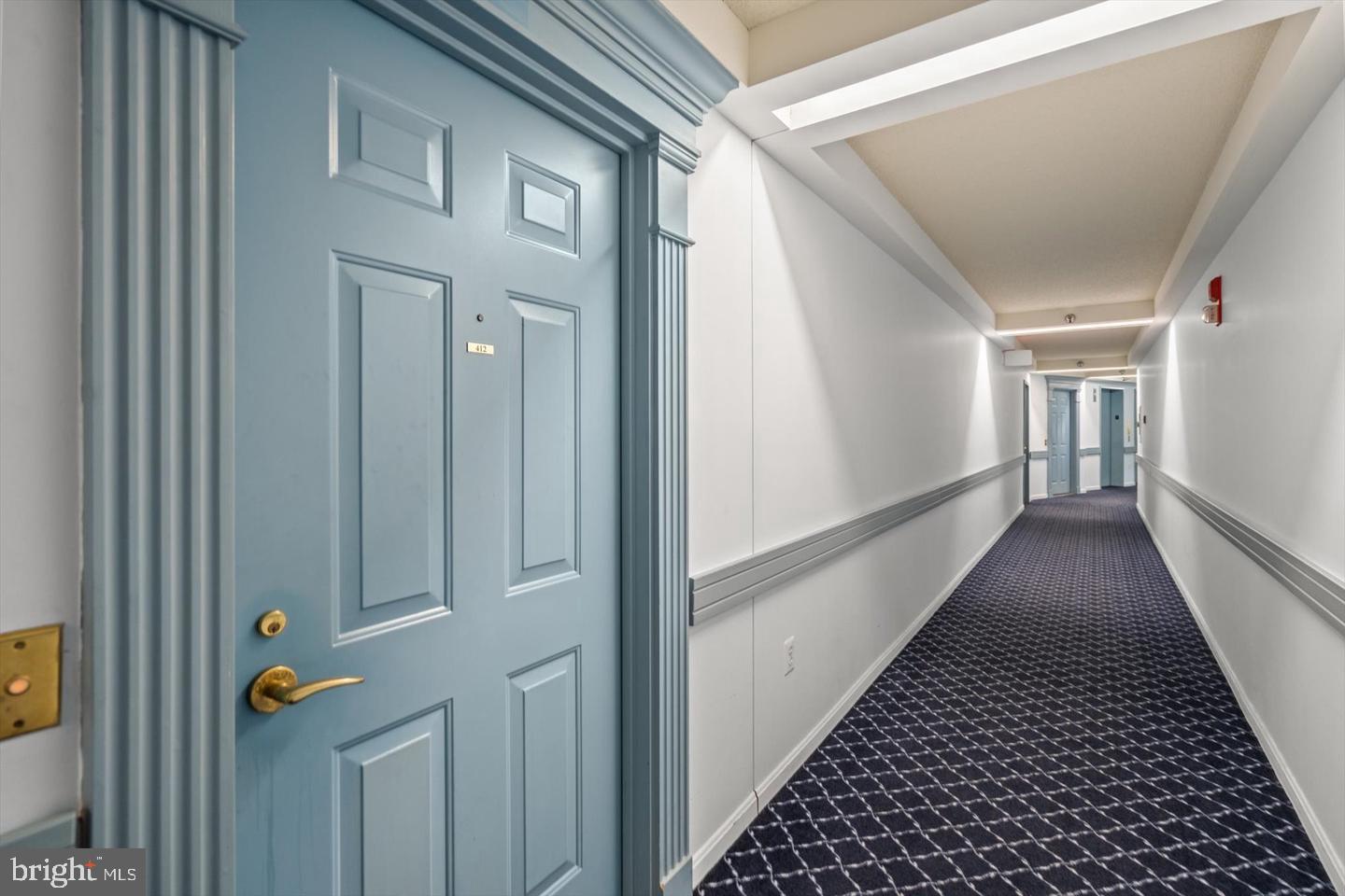LEISURE WORLD - Residential