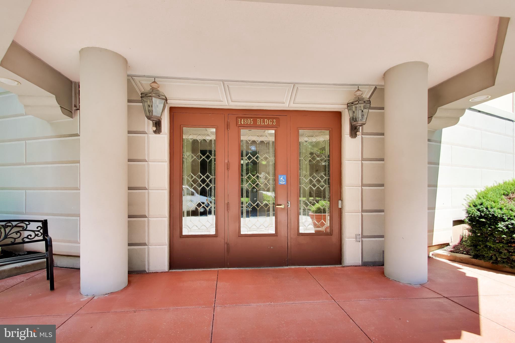LEISURE WORLD - Residential