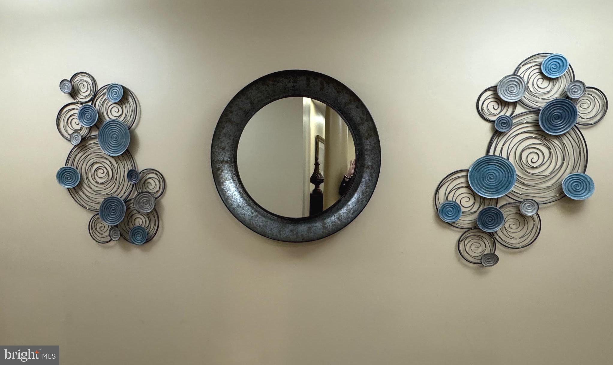 LEISURE WORLD - Residential