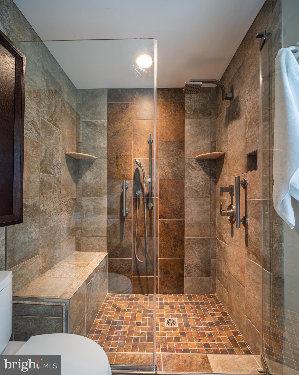 HIGHLAND STONE - Residential