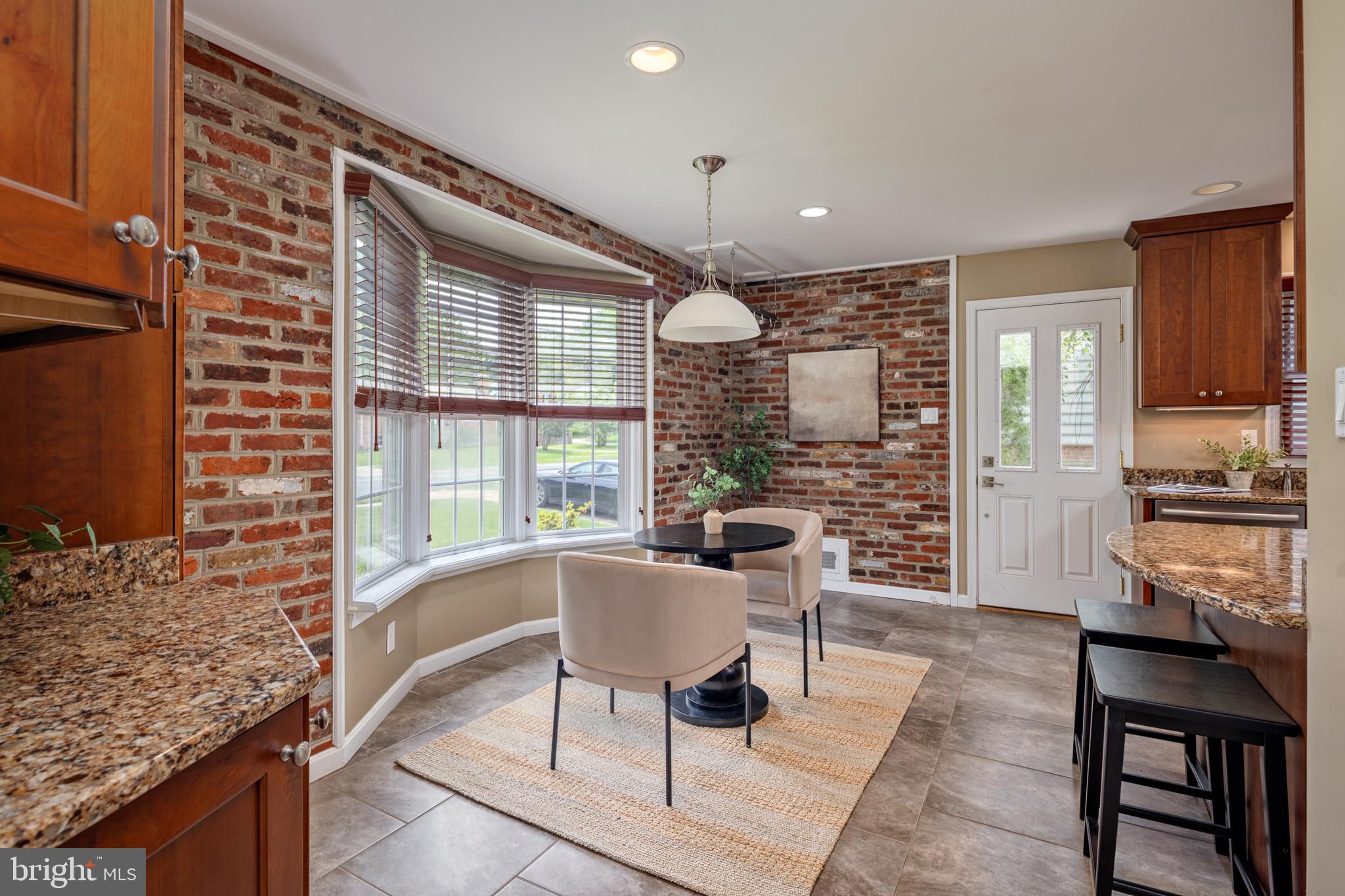 HIGHLAND STONE - Residential