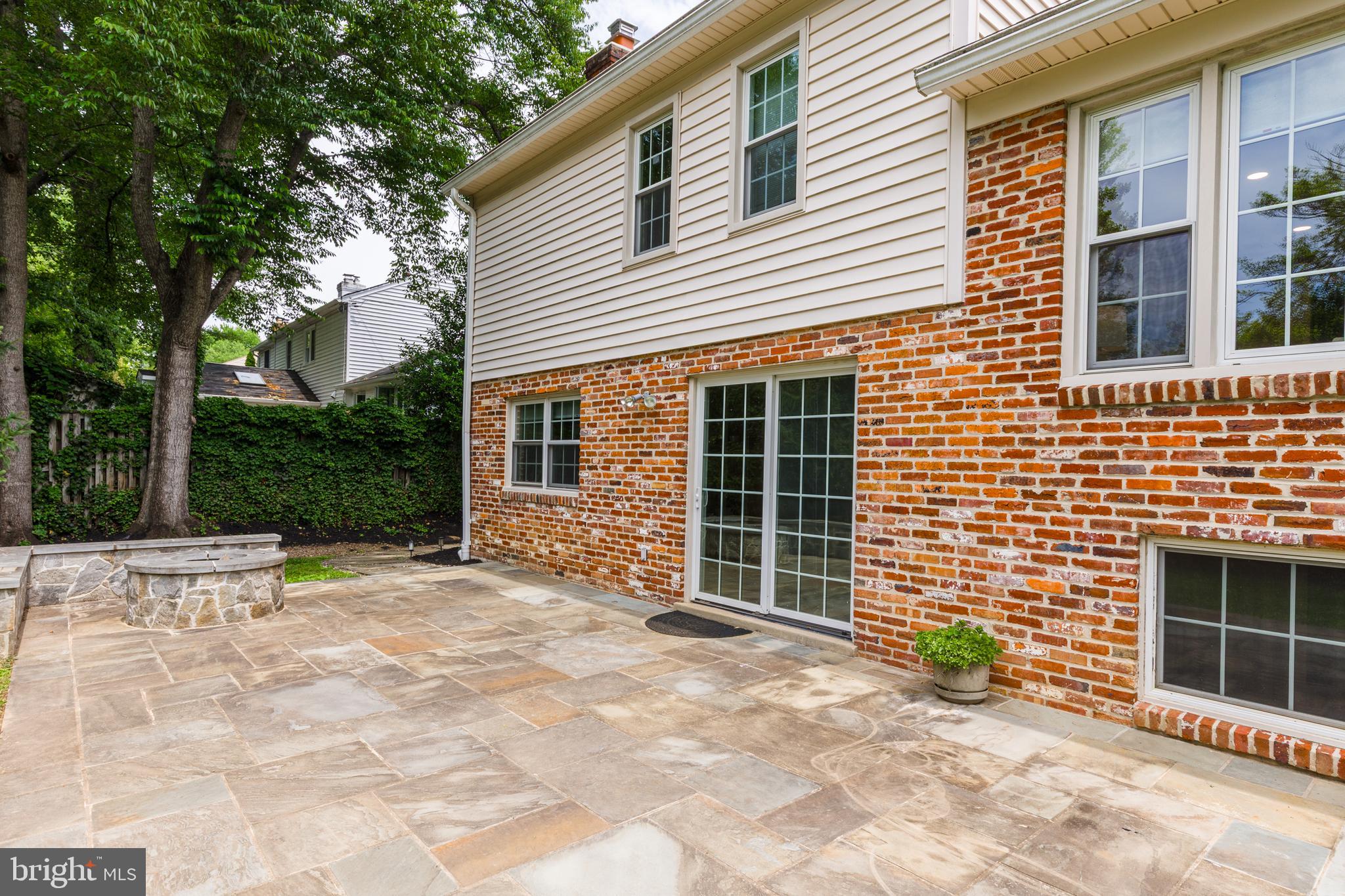 HIGHLAND STONE - Residential
