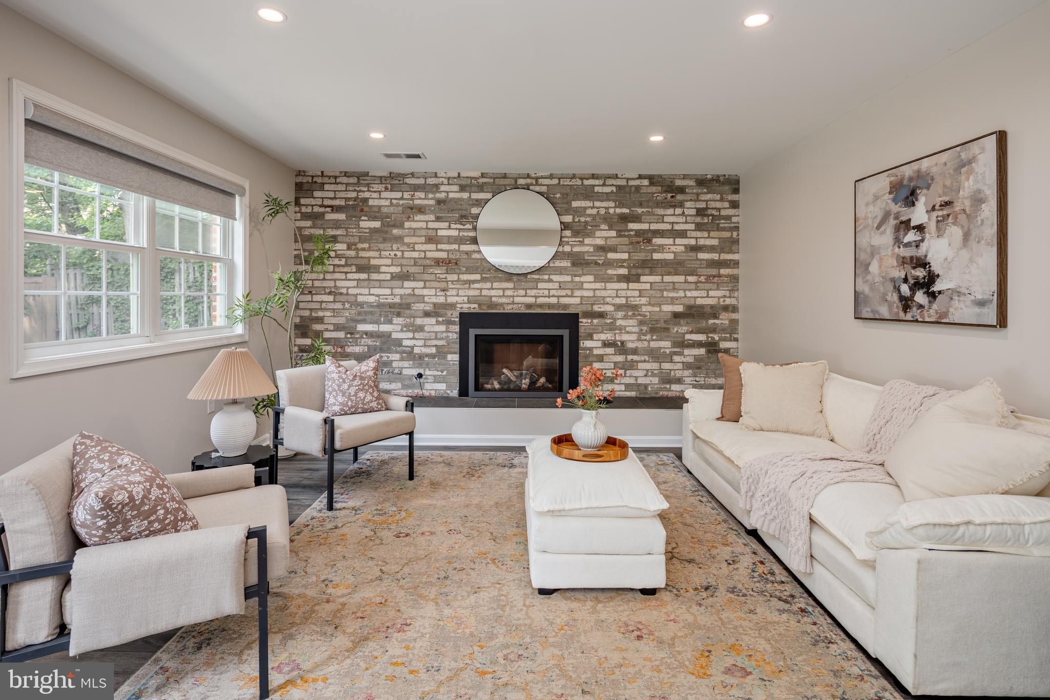 HIGHLAND STONE - Residential